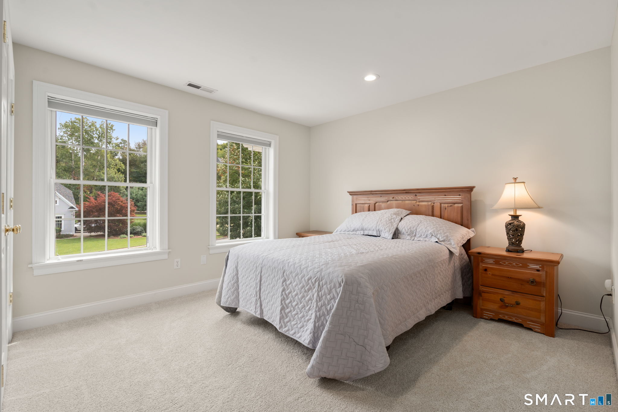 1 Shepard Way photo 27