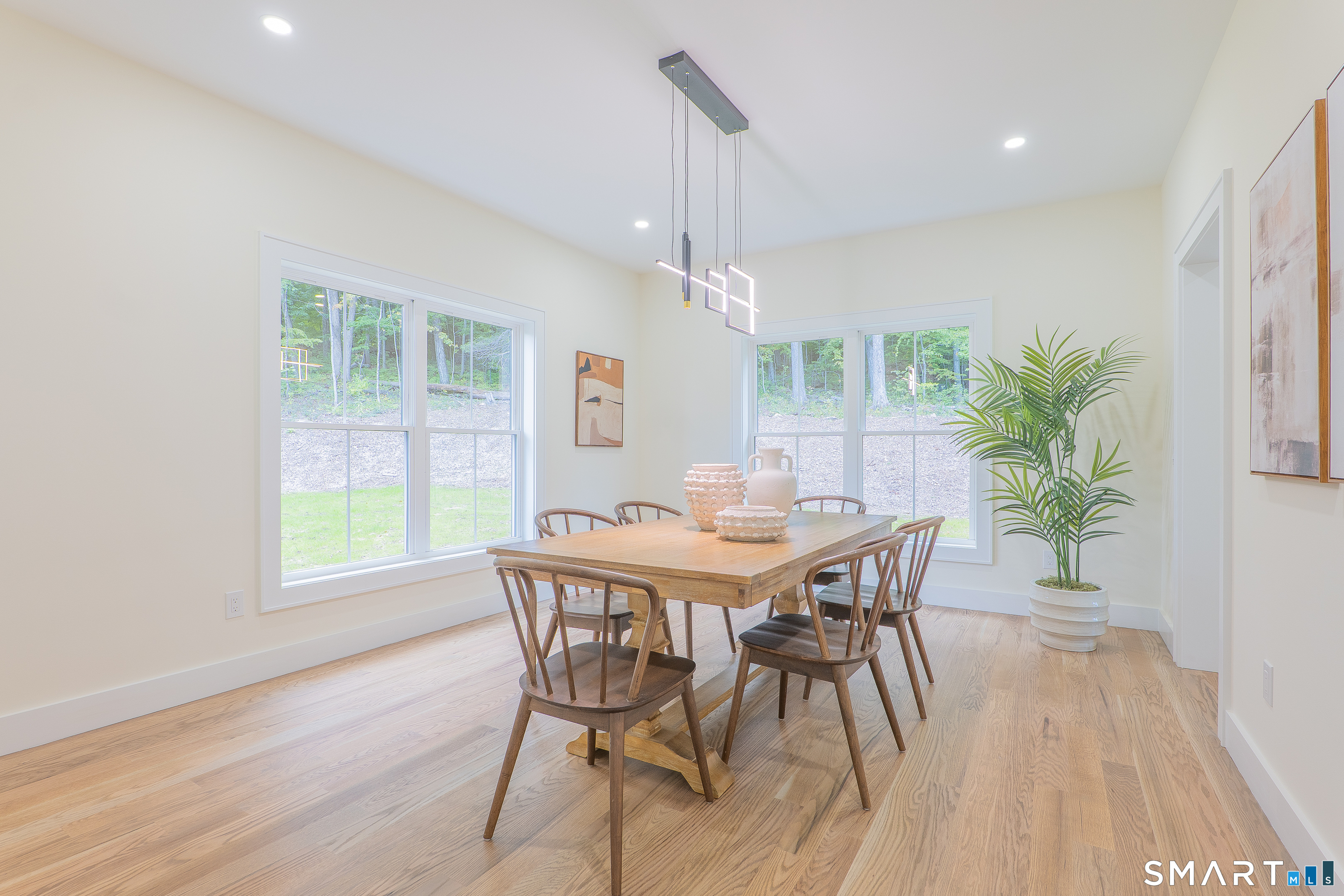 505 Burr Road photo 16