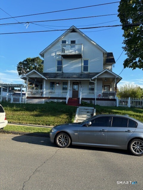 44-46 Hoyt Street Unit #1