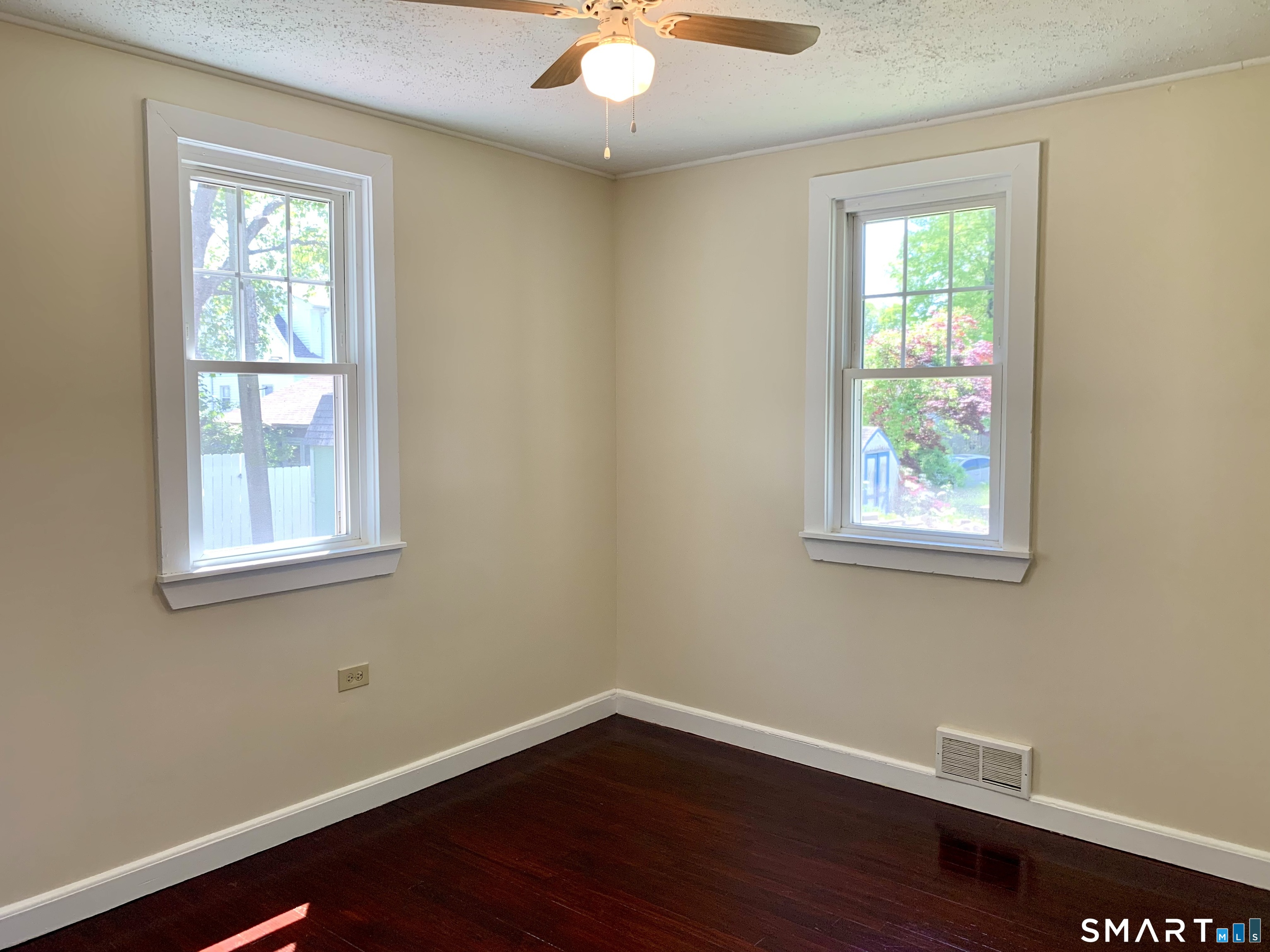 73 Joe Avenue photo 9