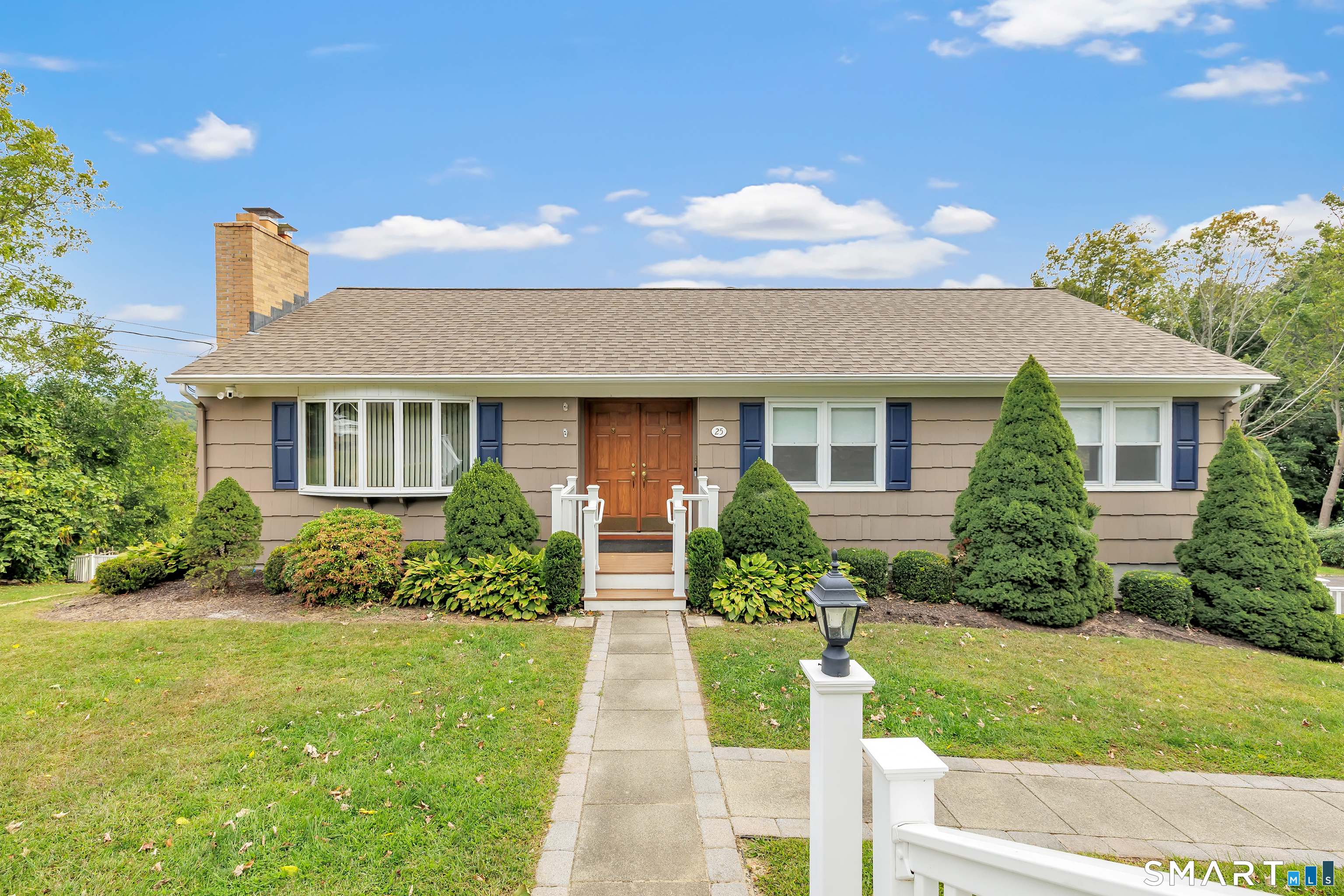25 Riverview Avenue