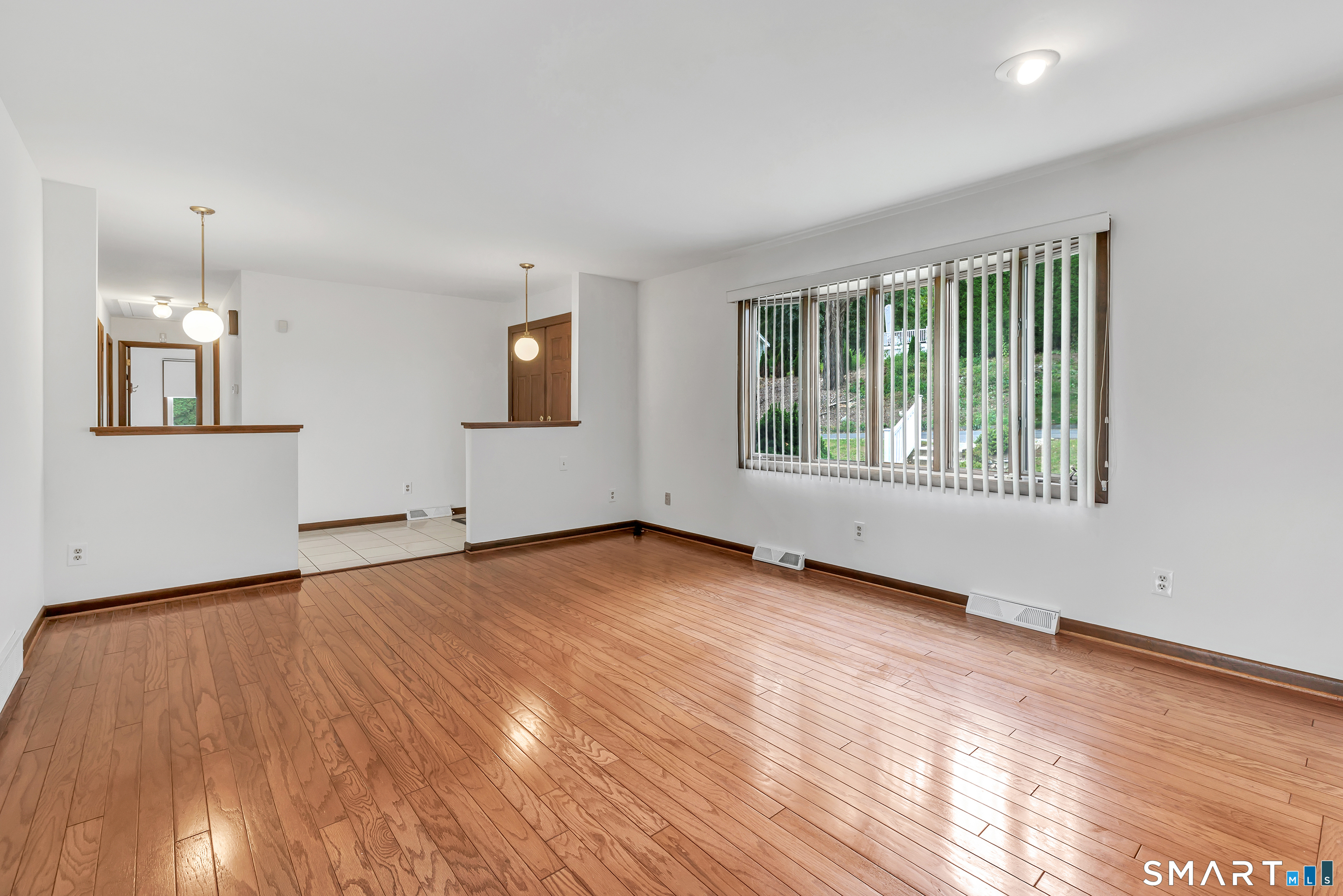 25 Riverview Avenue photo 13