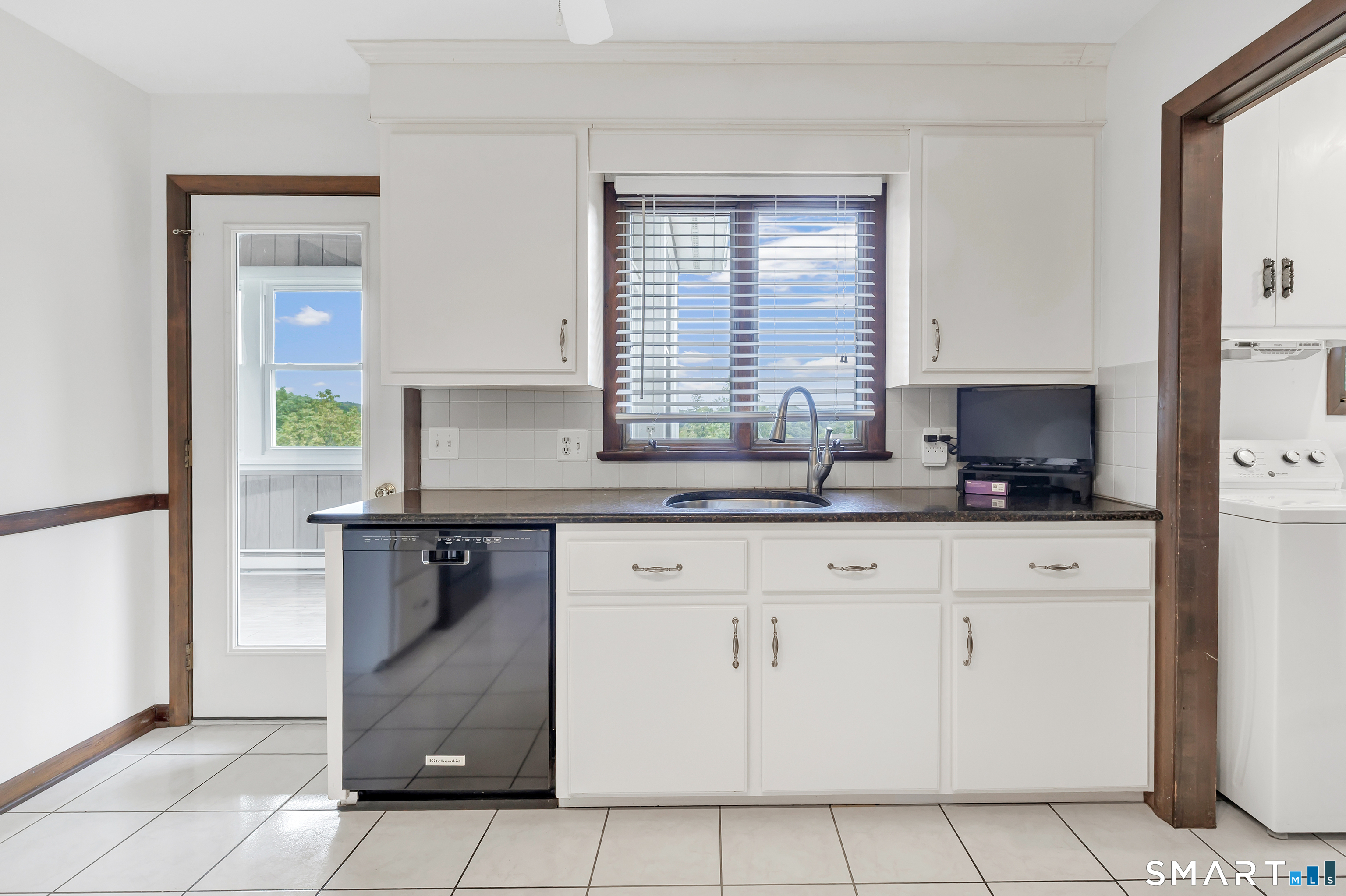 25 Riverview Avenue photo 21