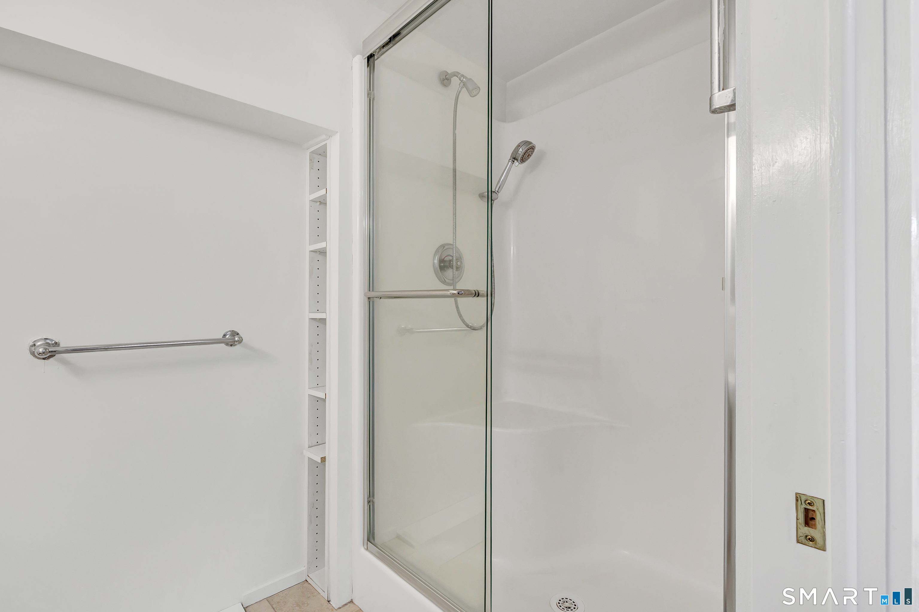 25 Riverview Avenue photo 39