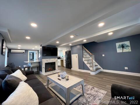 55 Swan Avenue, Old Lyme, CT 06371