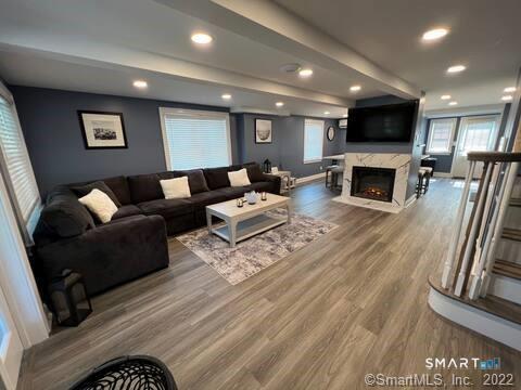 55 Swan Avenue, Old Lyme, CT 06371
