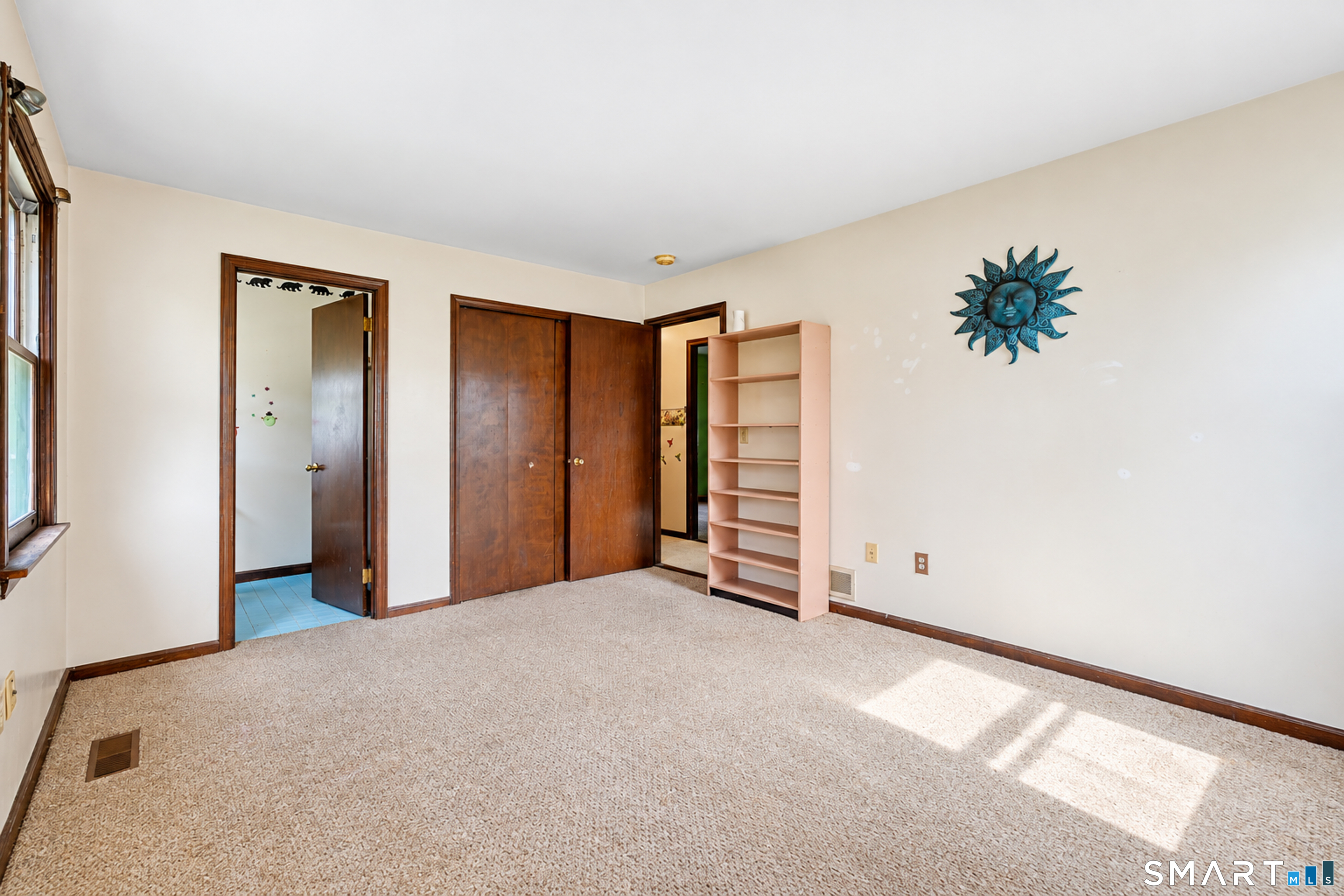 25 Benjamin Way photo 16