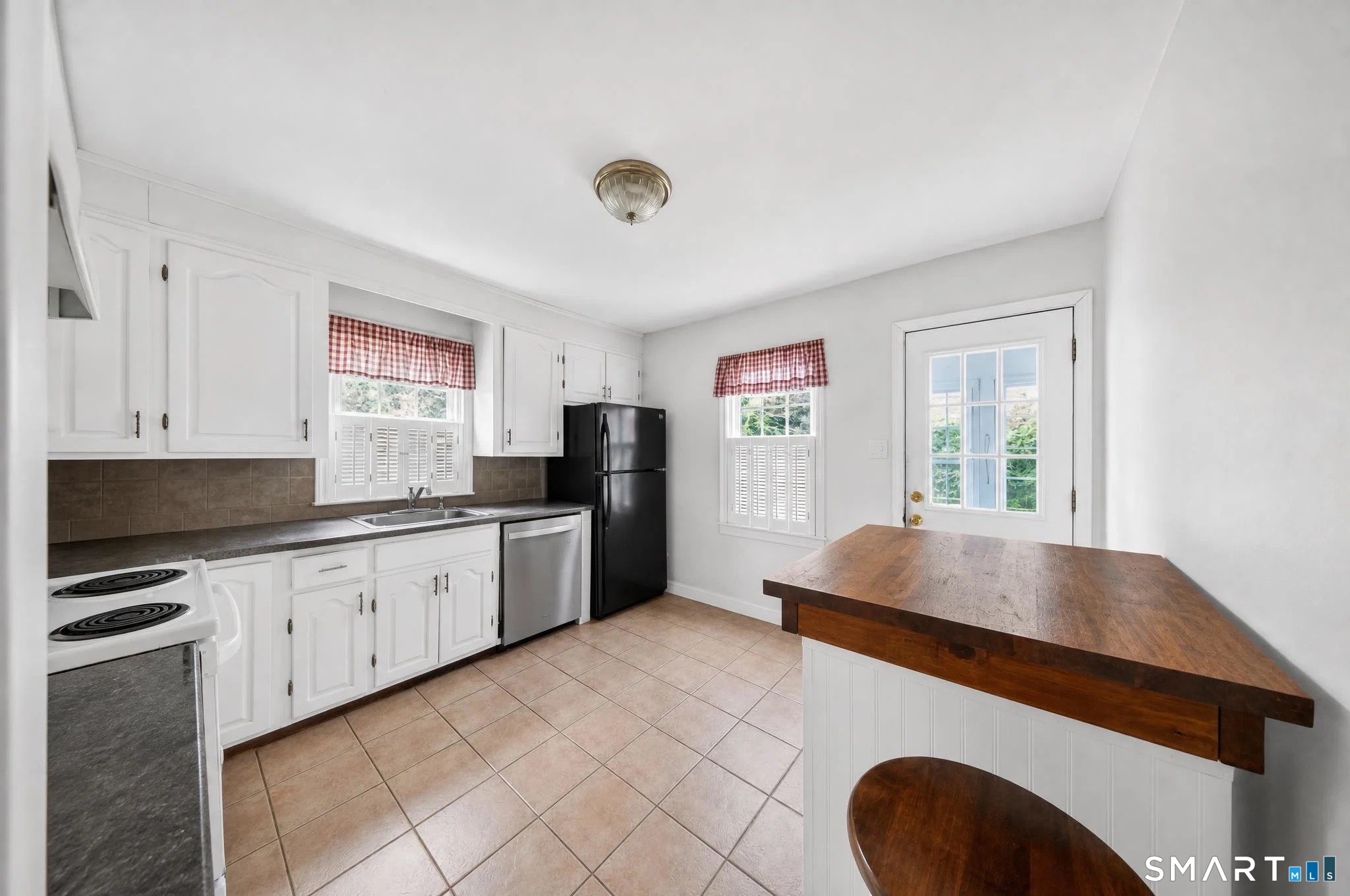 421 Wakelee Avenue photo 10