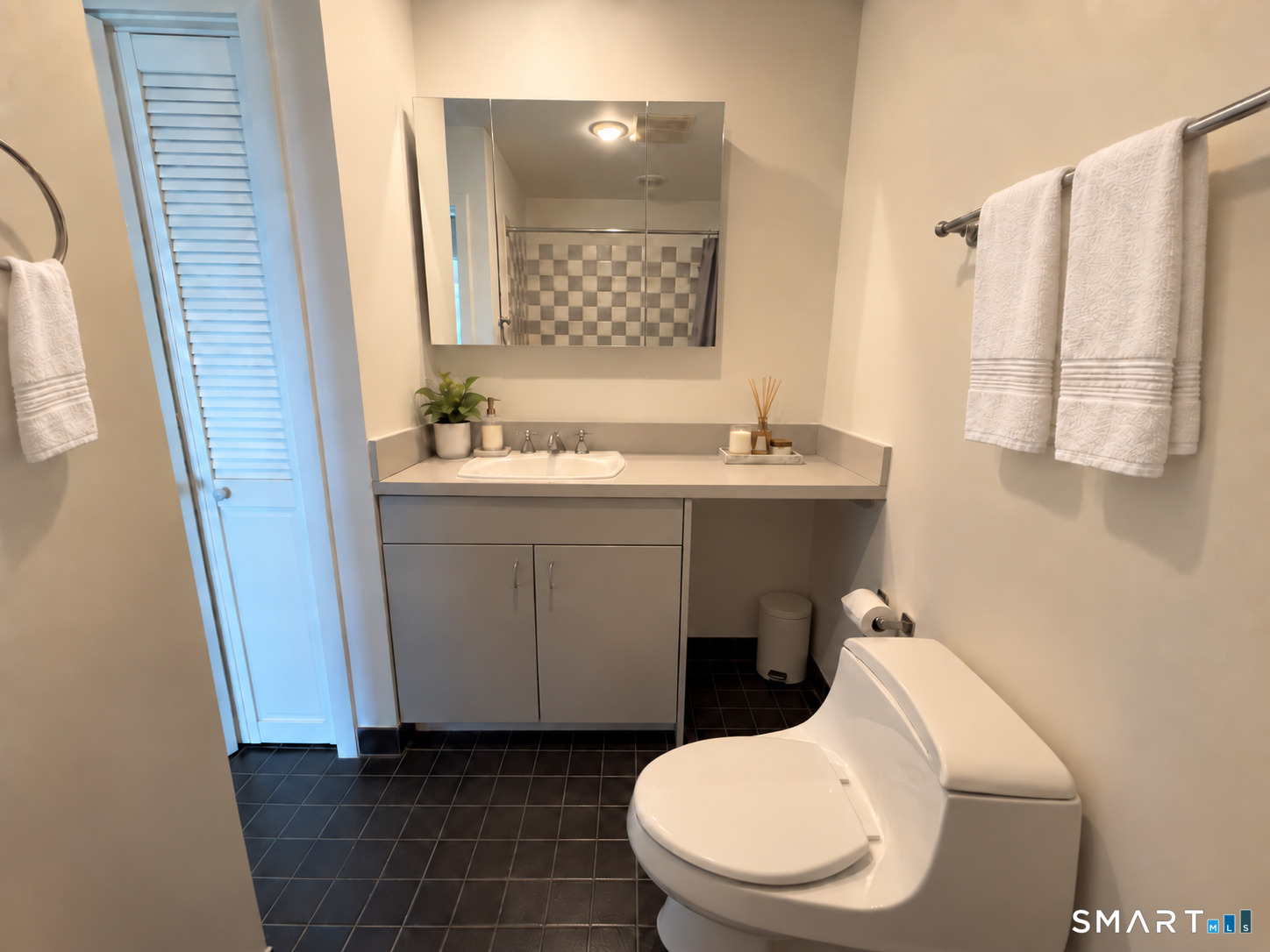 90 Main Street Unit #4 photo 10