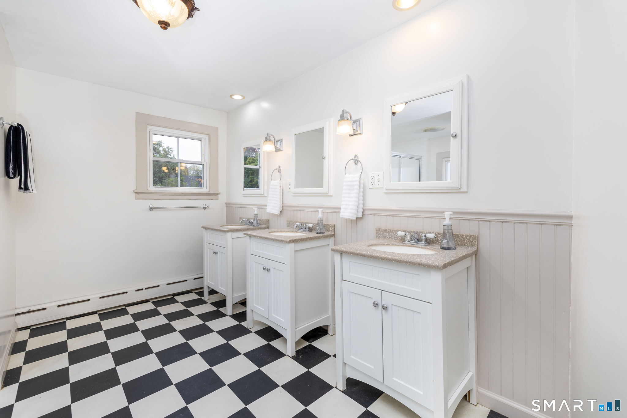 75 Meadow Street, Litchfield, CT 06759