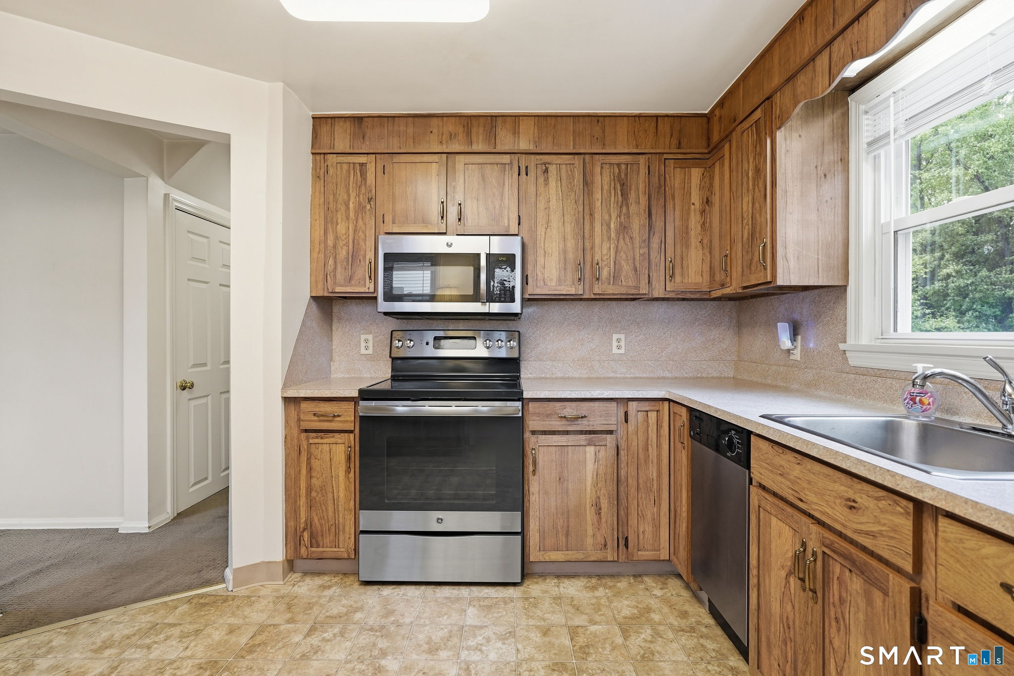 120 White Street photo 11