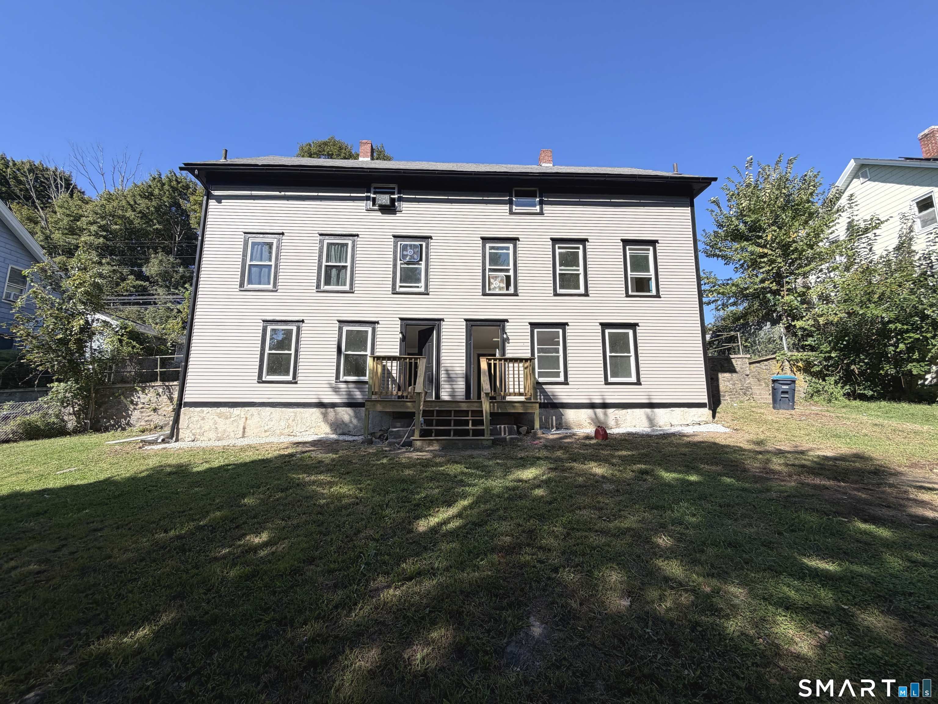 187 Prospect Street photo 2
