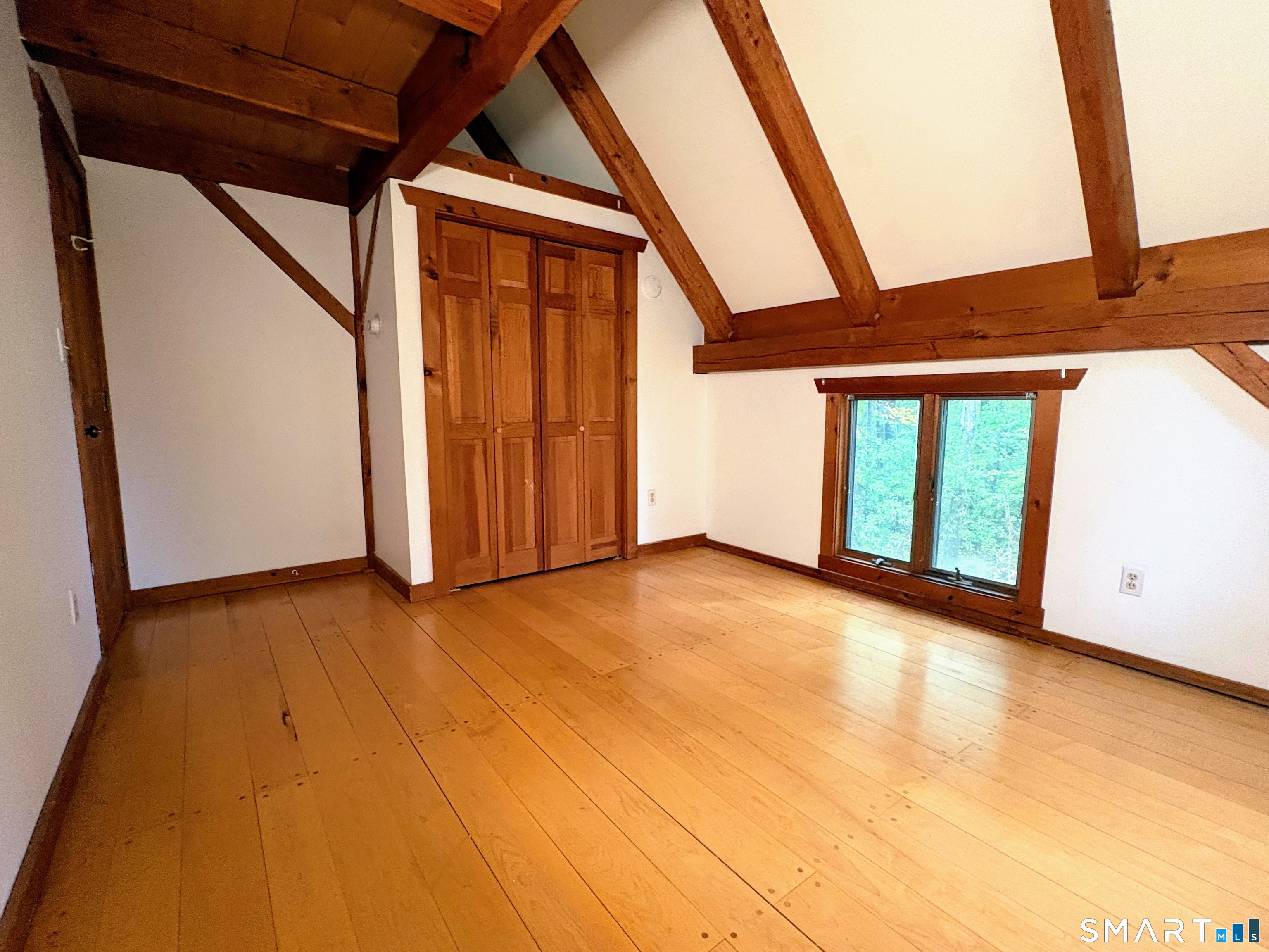 8 Equestrian Drive photo 14