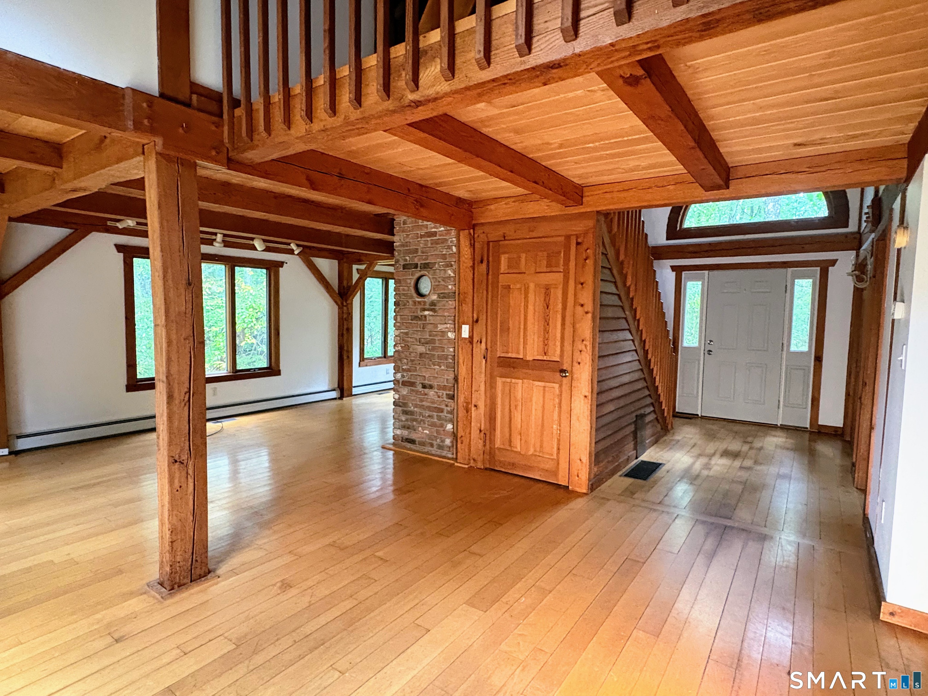 8 Equestrian Drive photo 5