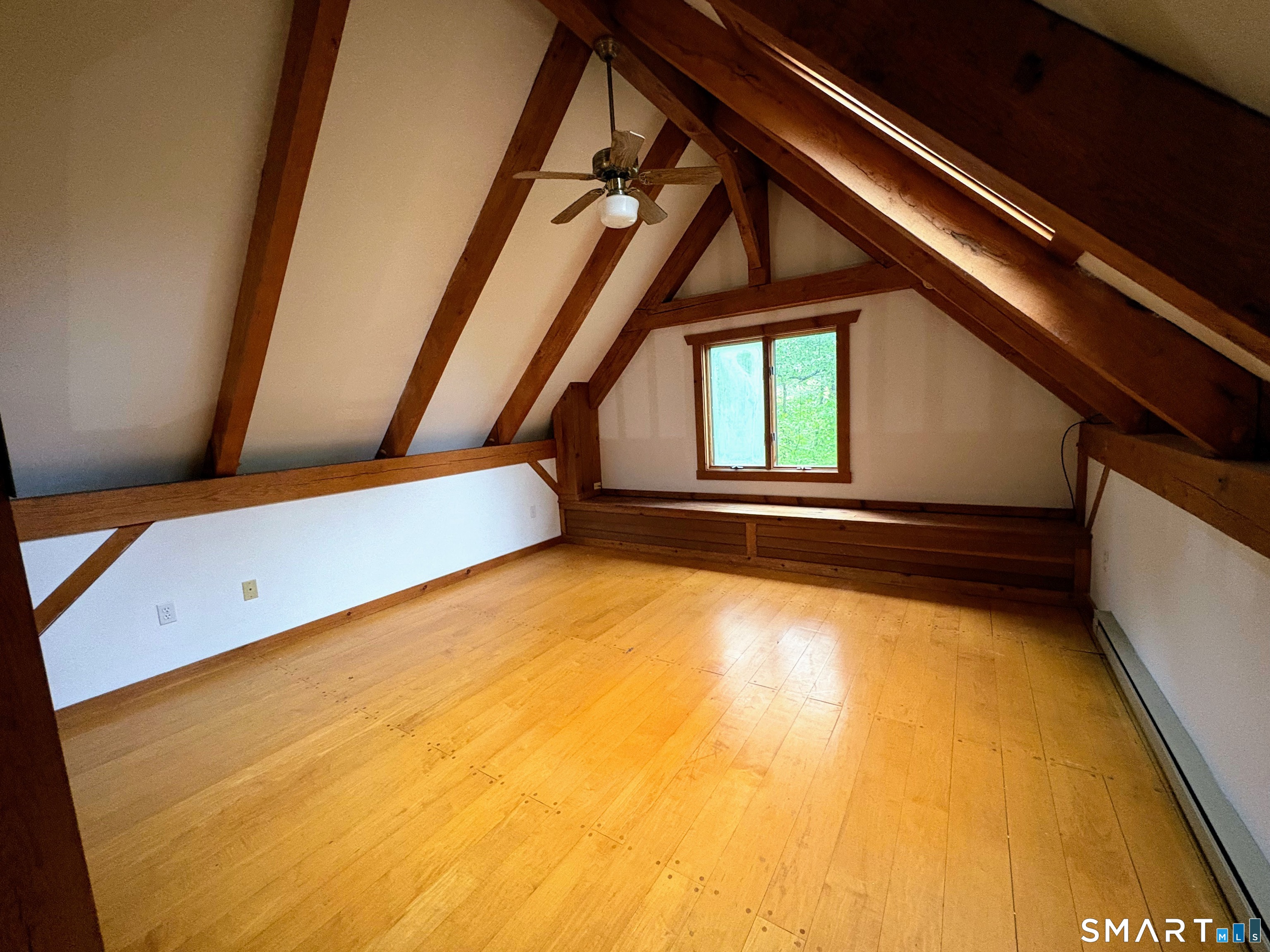 8 Equestrian Drive photo 20