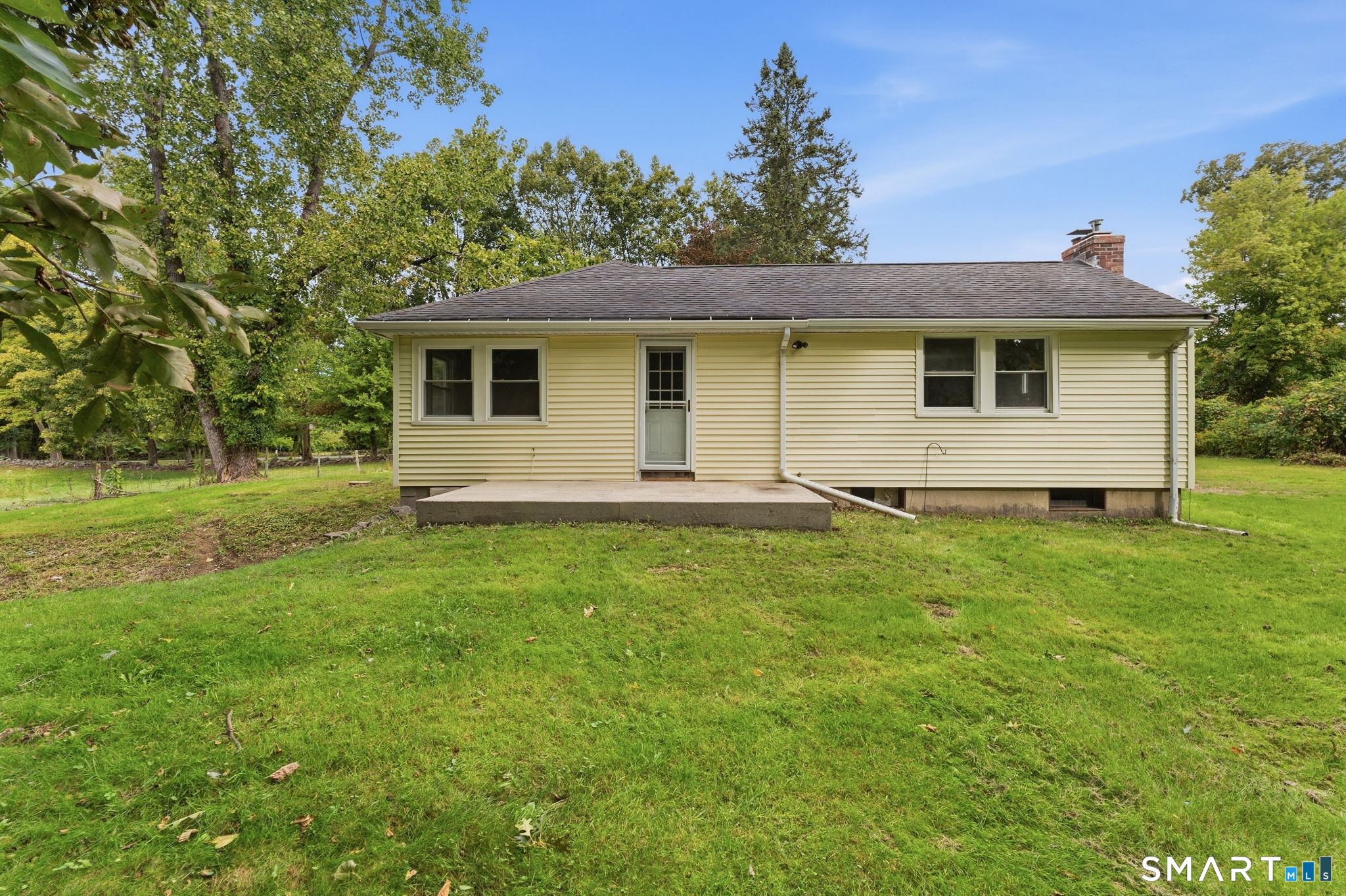 431 Martin Road photo 22