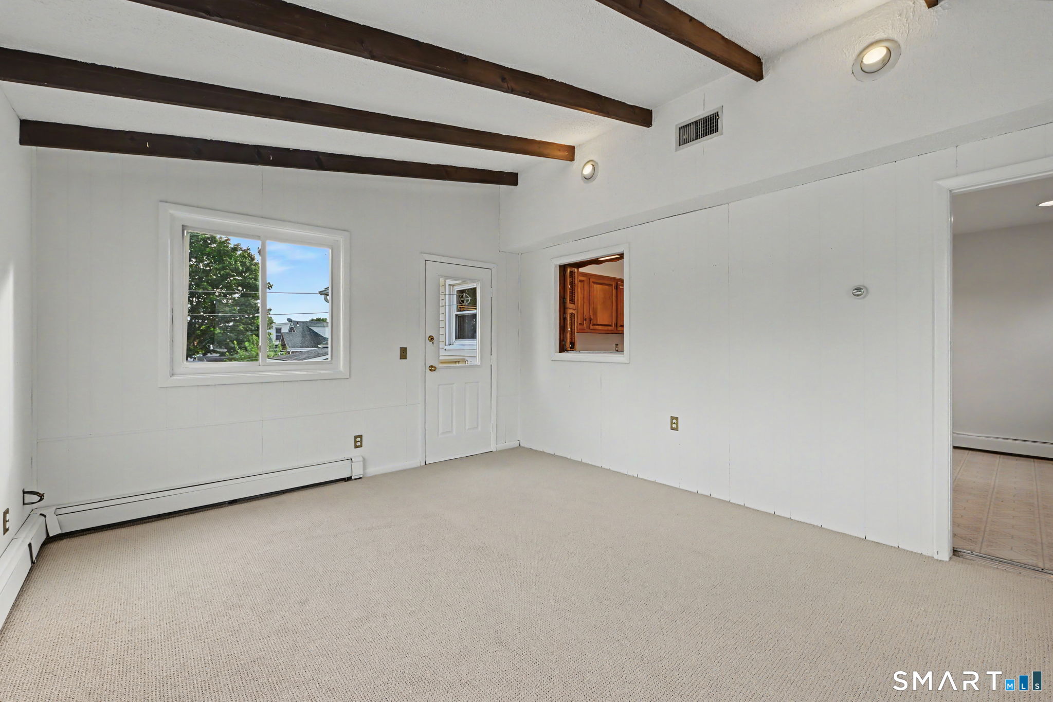50 Reynolds Avenue photo 13
