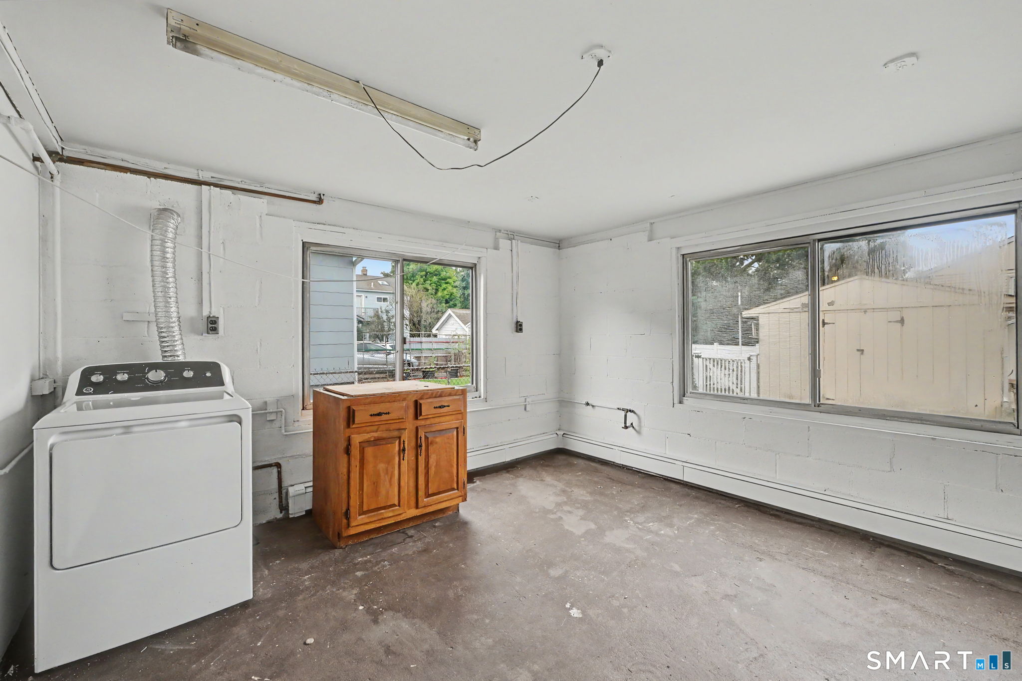 50 Reynolds Avenue photo 23