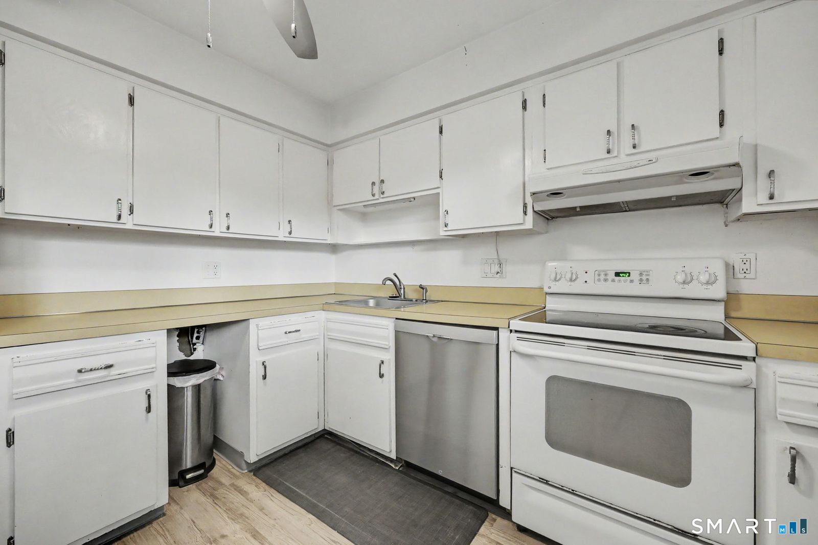 71 Aiken Street Unit #D9 photo 11