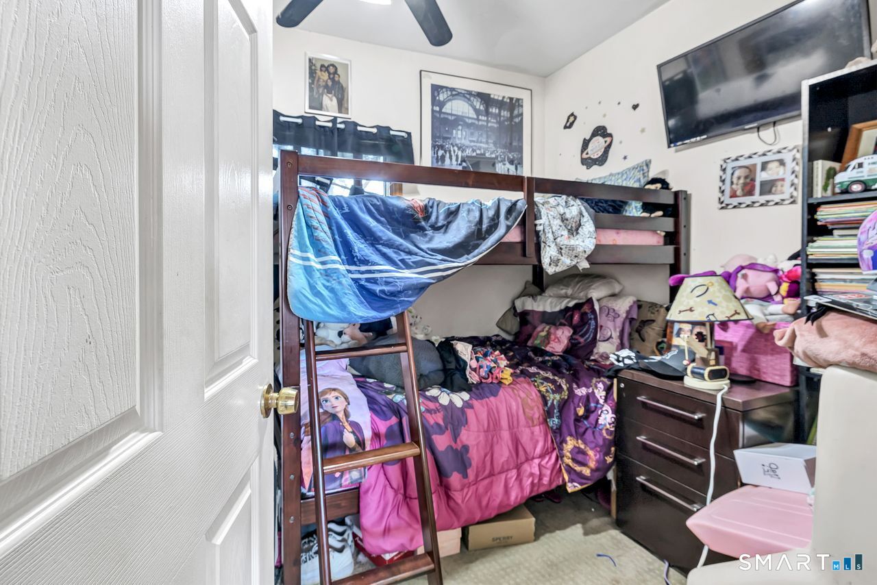 50 Darina Place photo 19