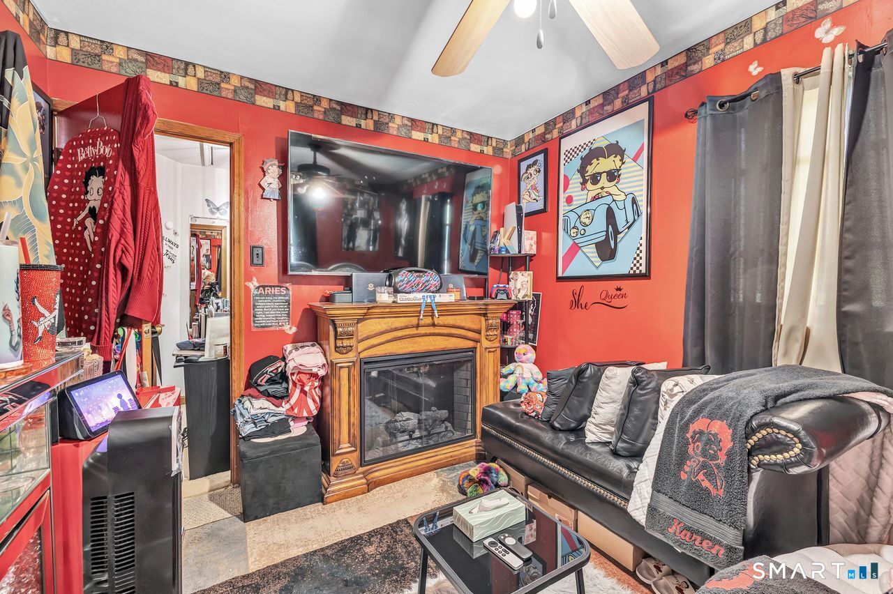 50 Darina Place photo 21