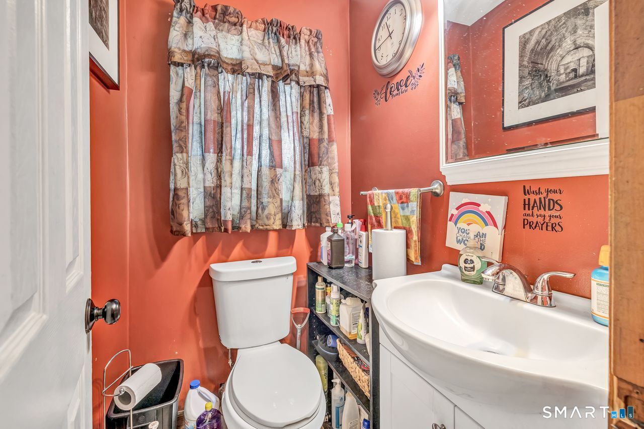50 Darina Place photo 16