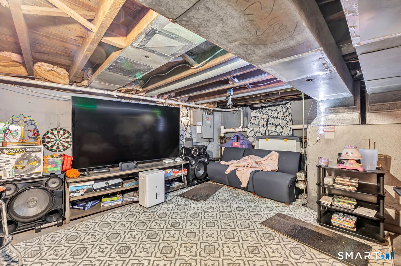 50 Darina Place photo 27