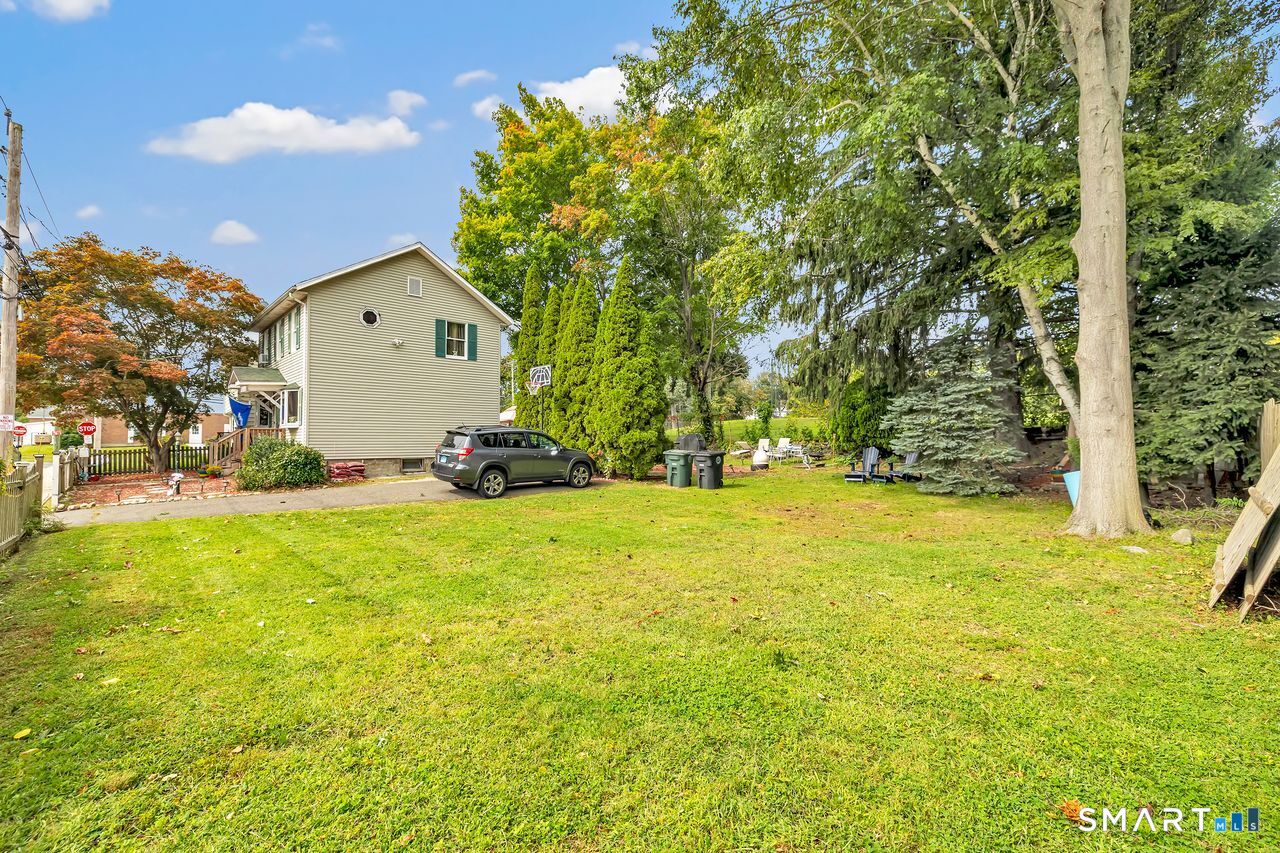 50 Darina Place photo 38