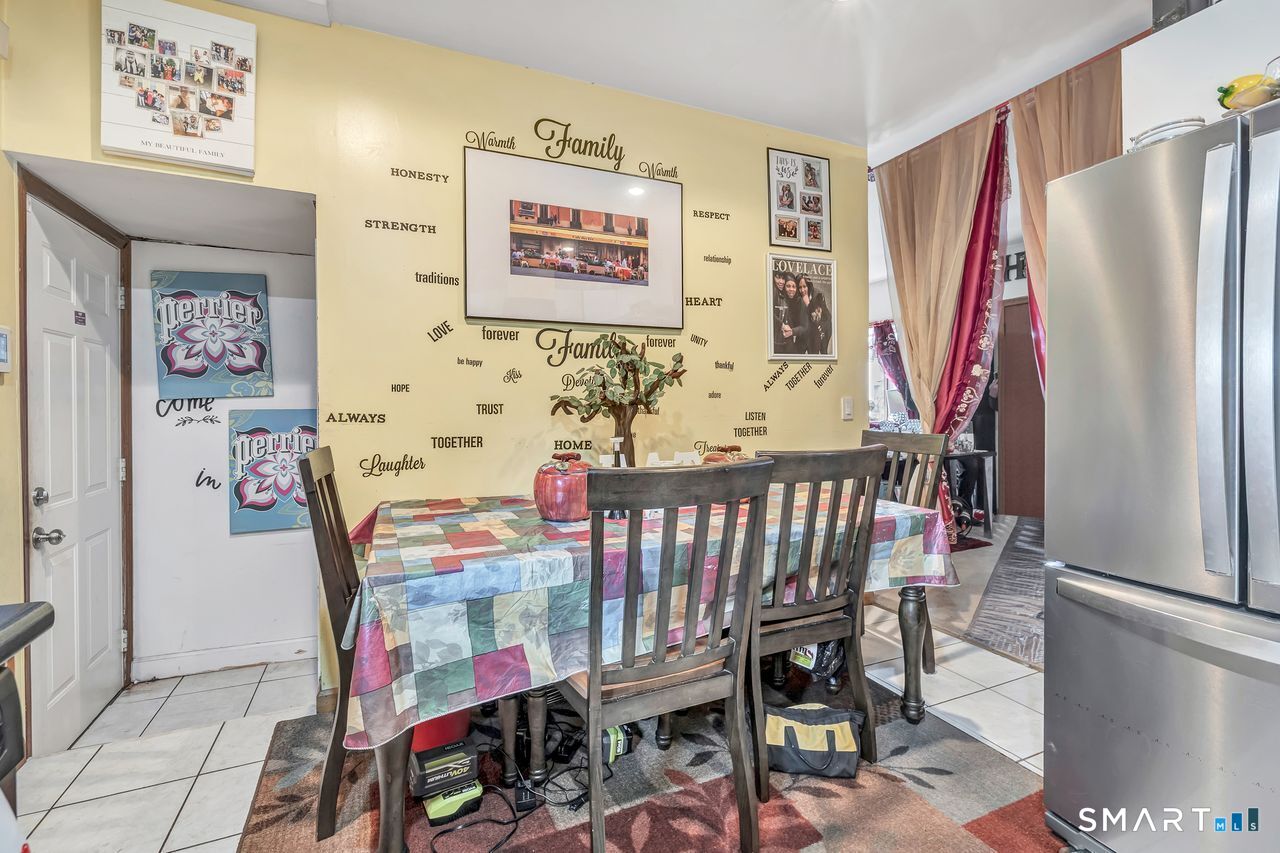 50 Darina Place photo 10