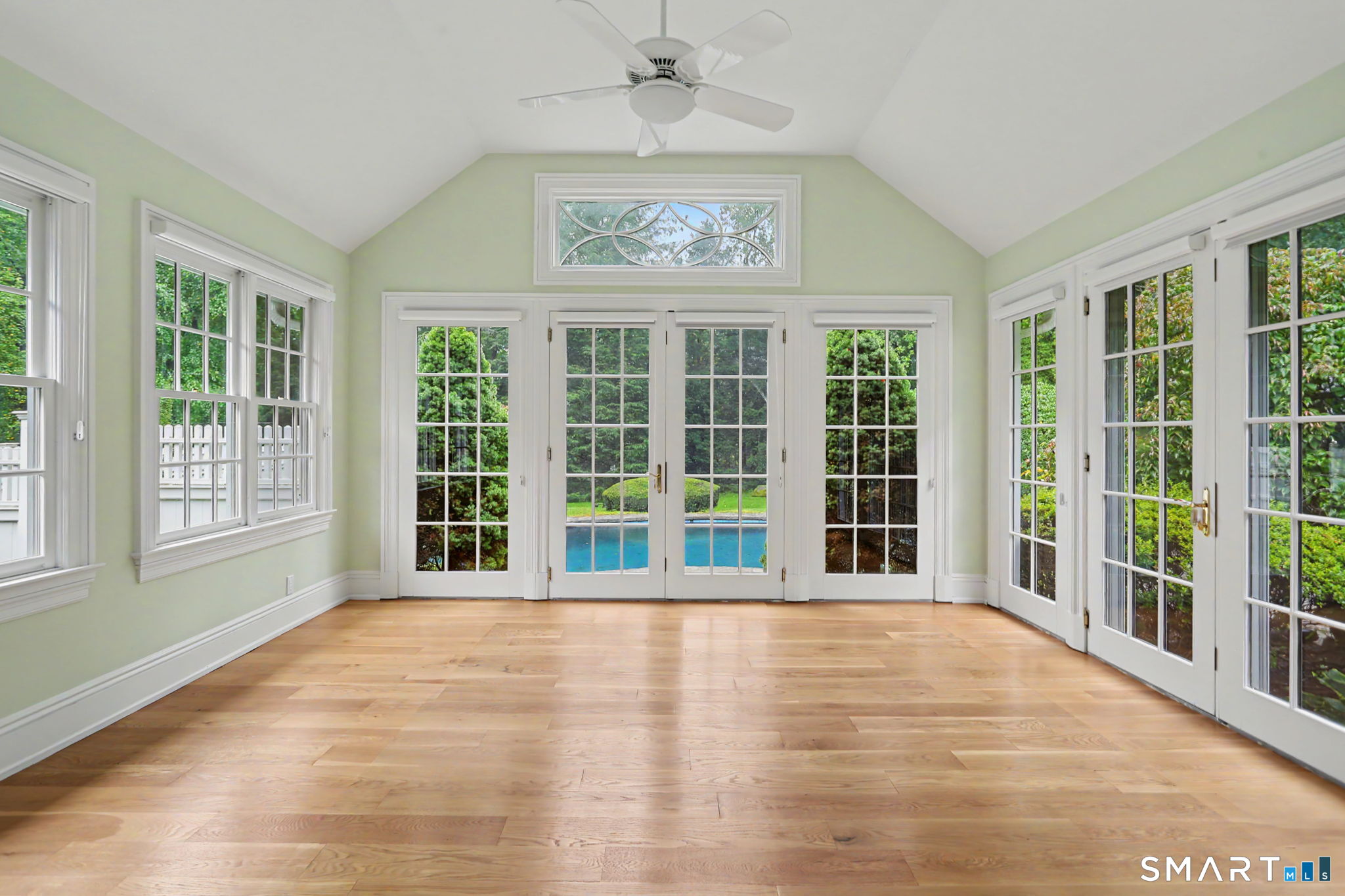 34 Sherwood Lane photo 13