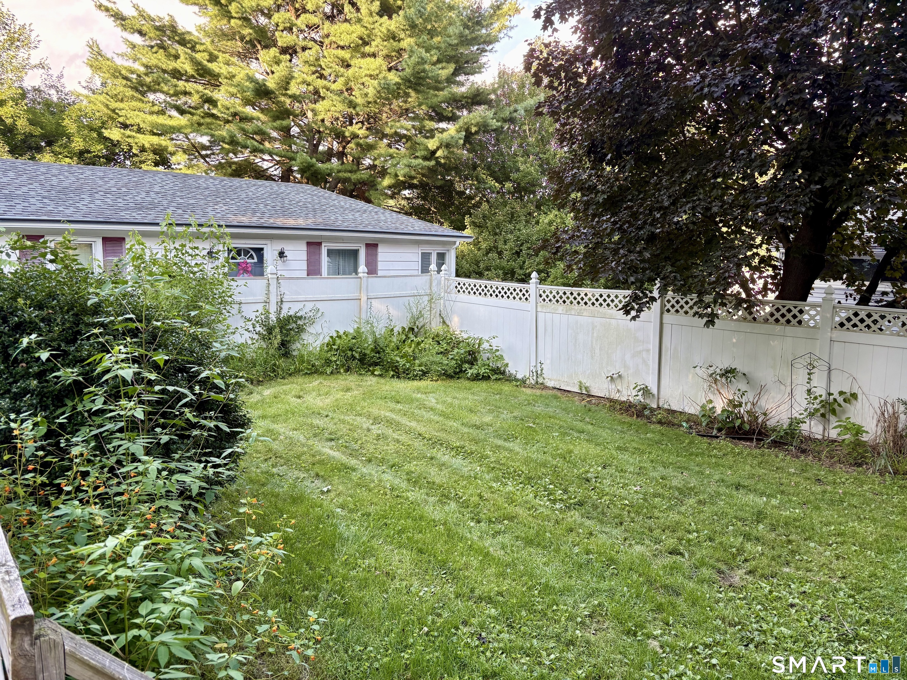 22 Oakwood Avenue photo 20