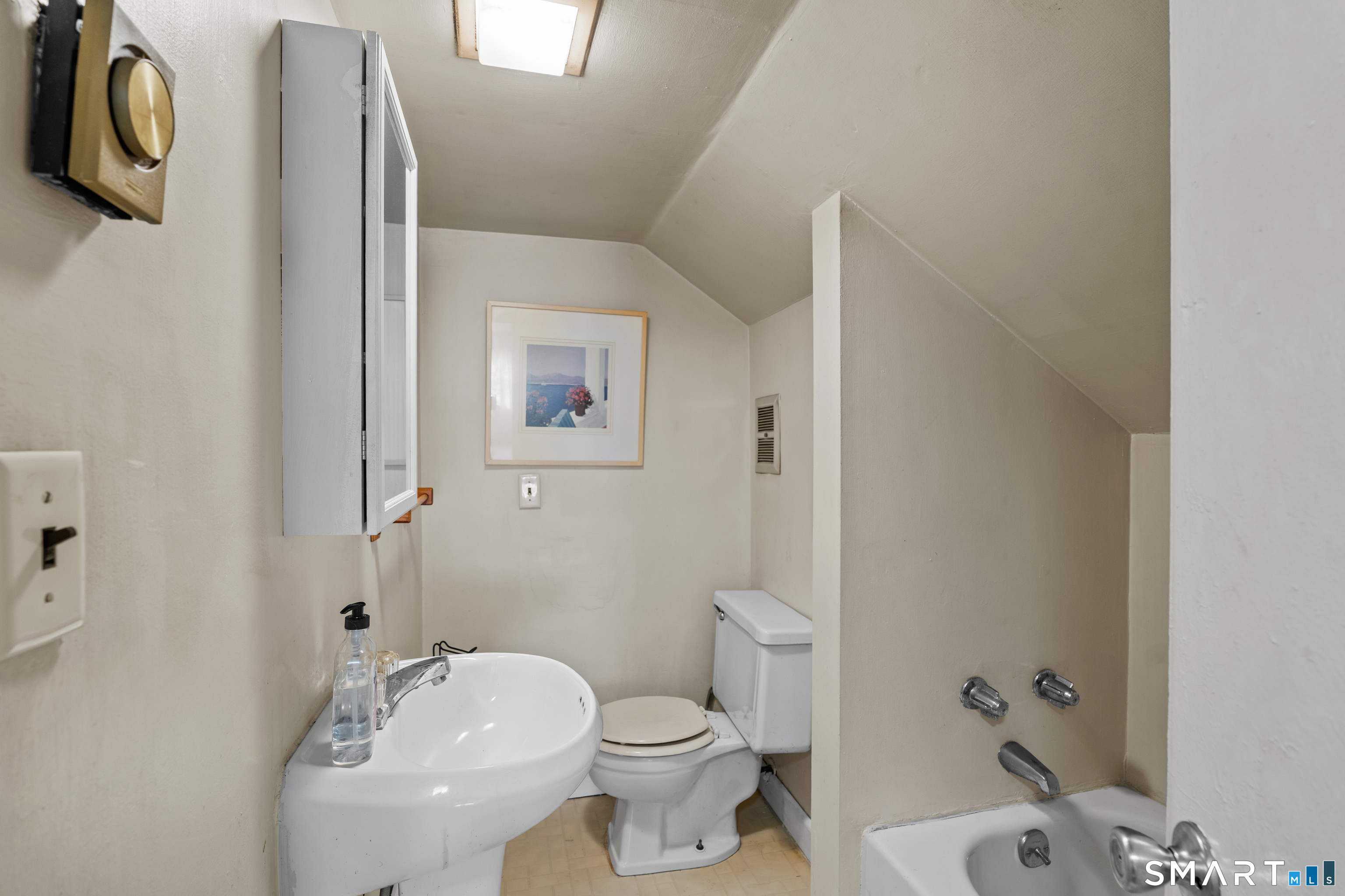 22 Oakwood Avenue photo 18