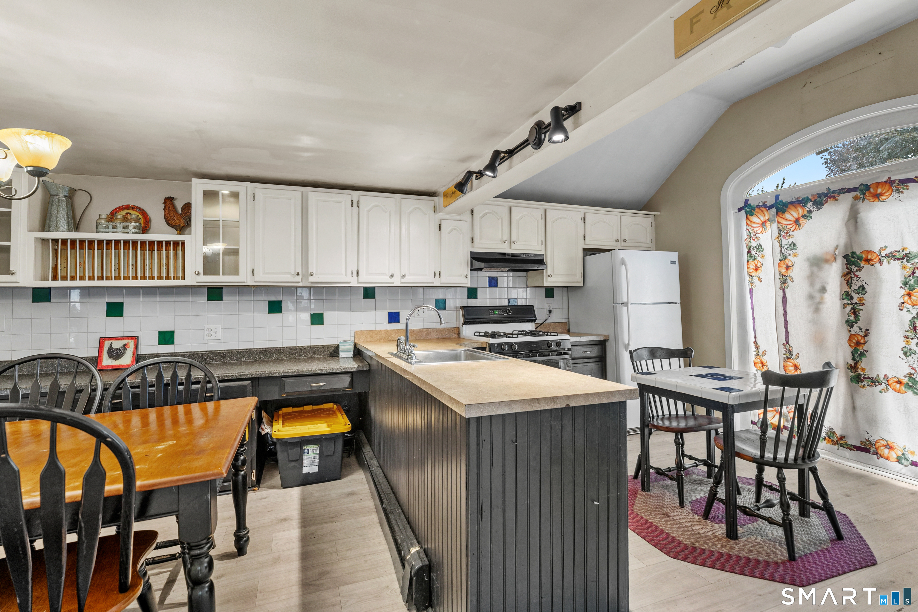22 Oakwood Avenue photo 8