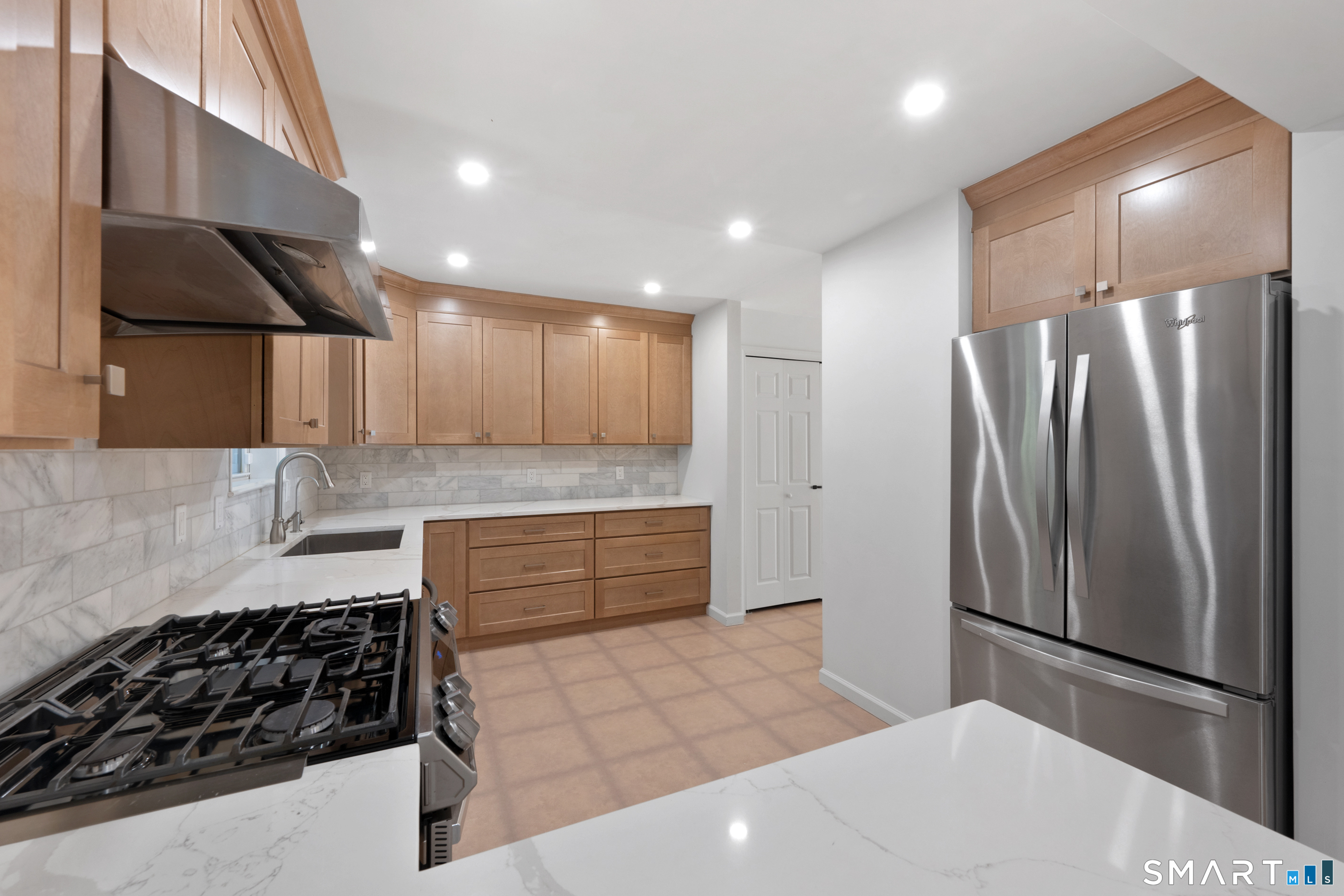 Foto 6 de Condominio en renta en 42 Highland Road #5, Stamford, CT — $4,500/mes