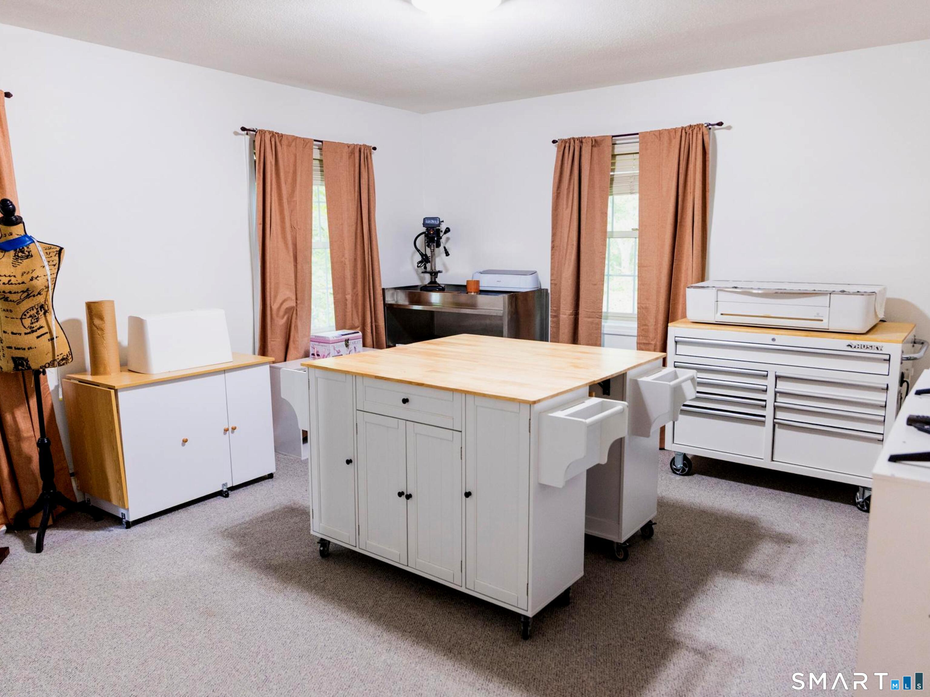 45 Deerfield Drive photo 14