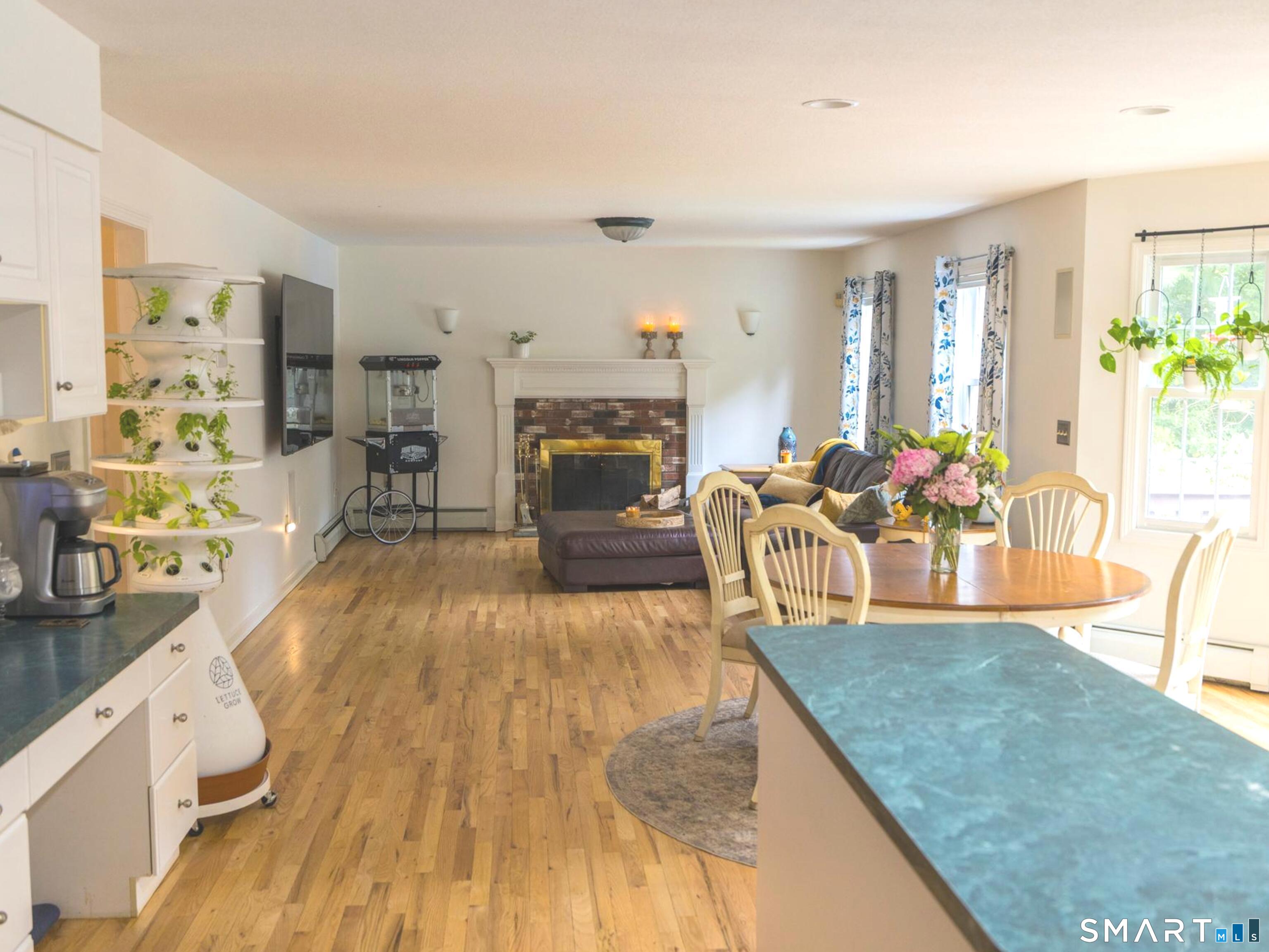 45 Deerfield Drive photo 7