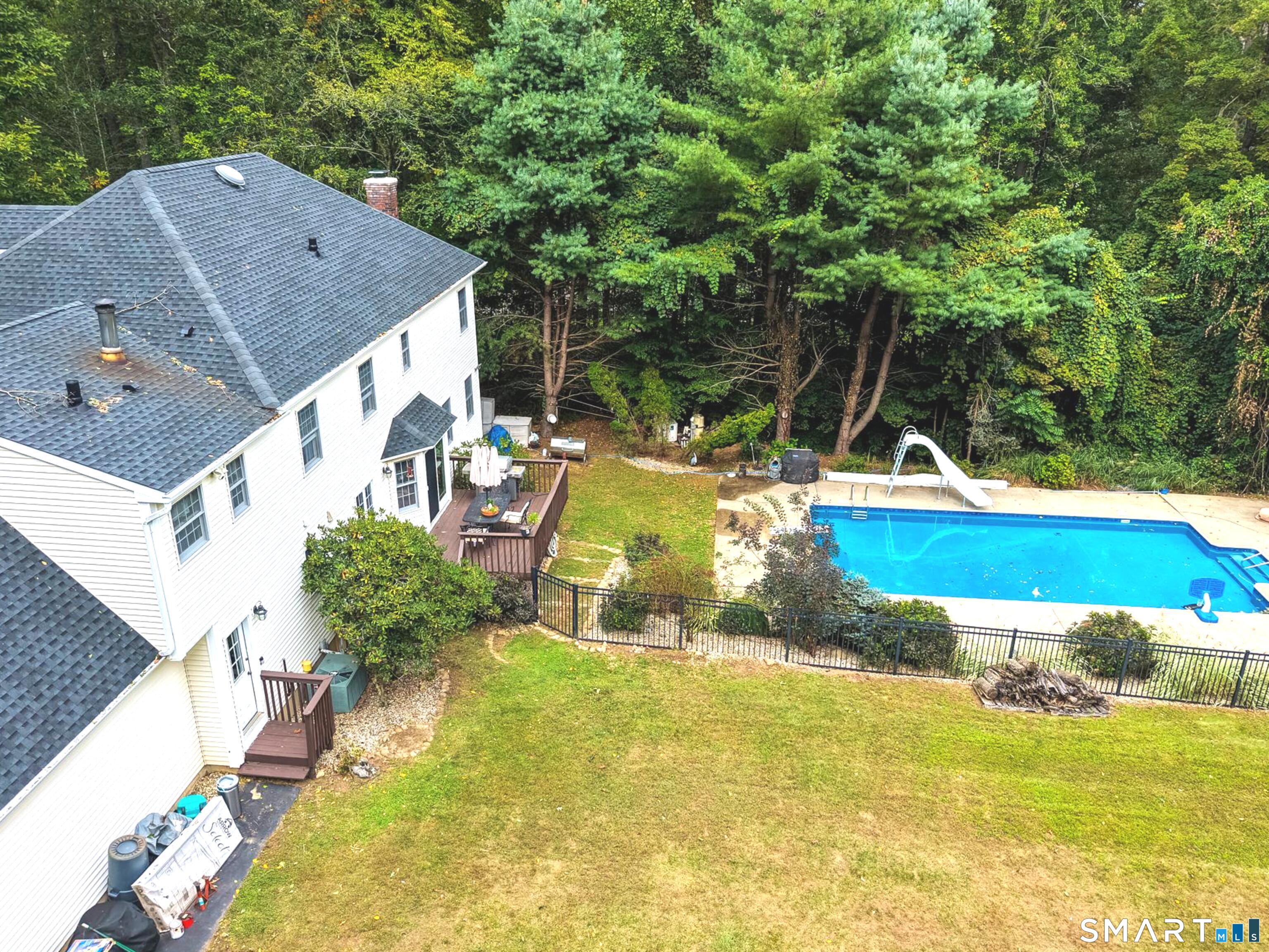 45 Deerfield Drive photo 23