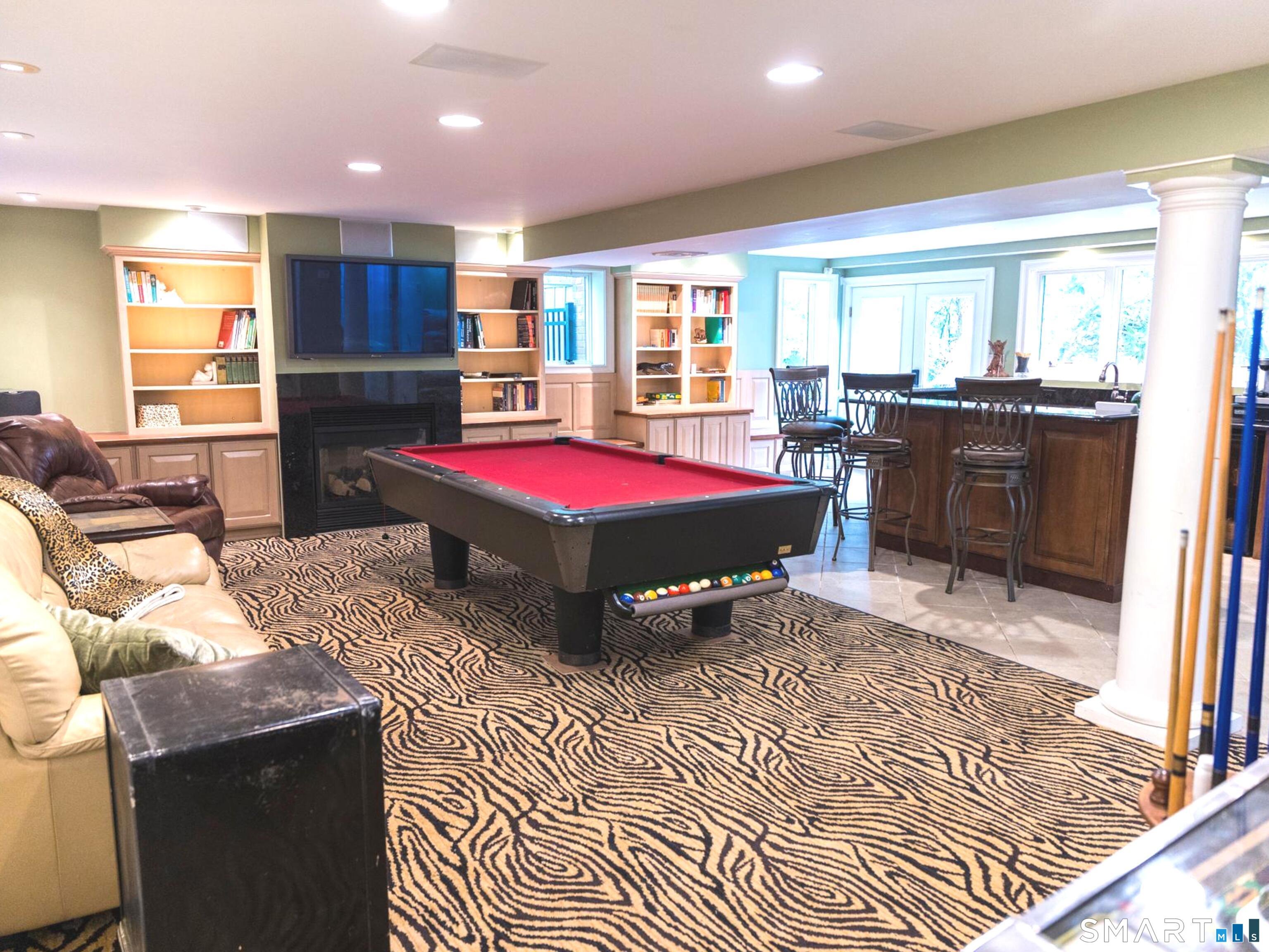 45 Deerfield Drive photo 17