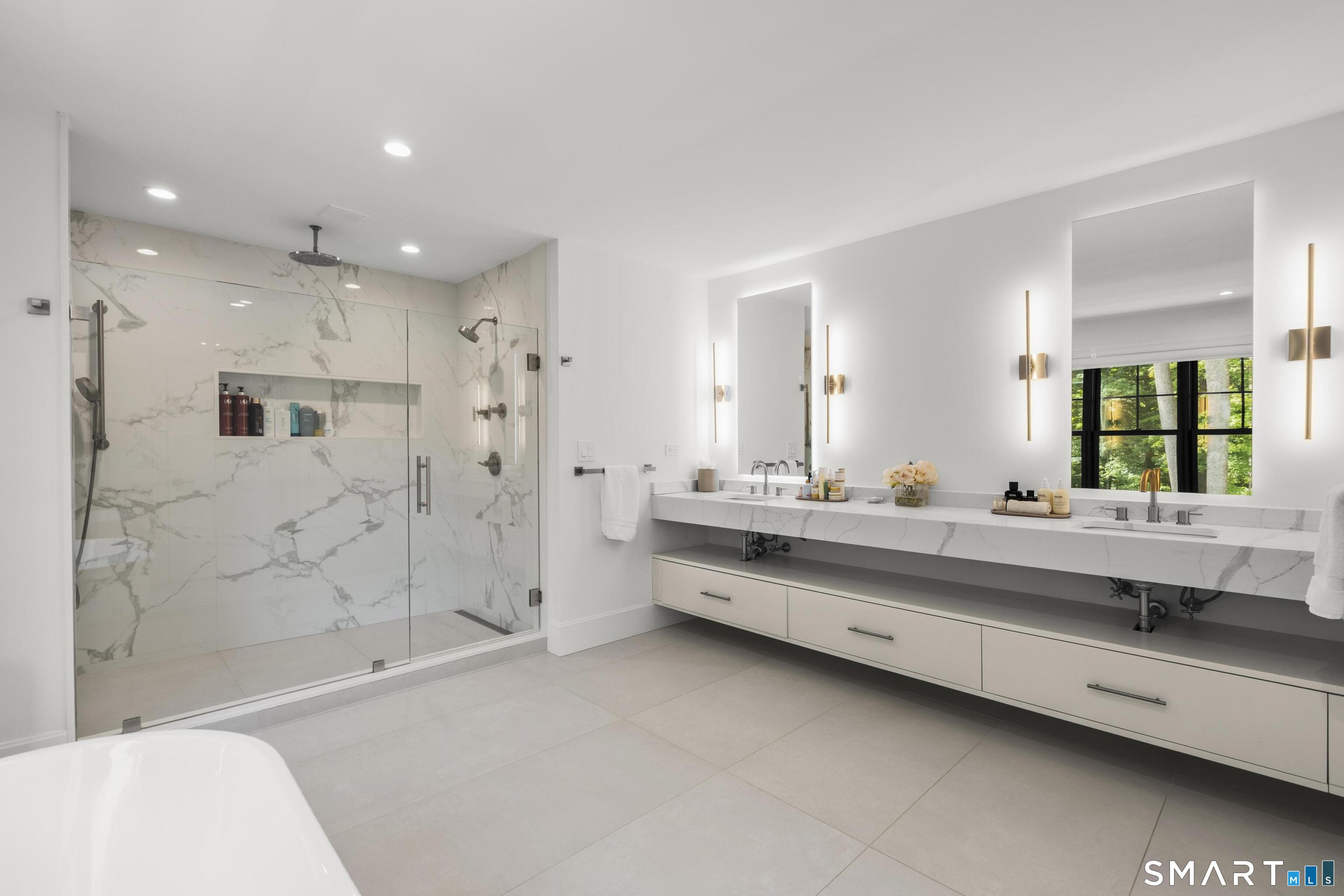 8 Holly Lane photo 29