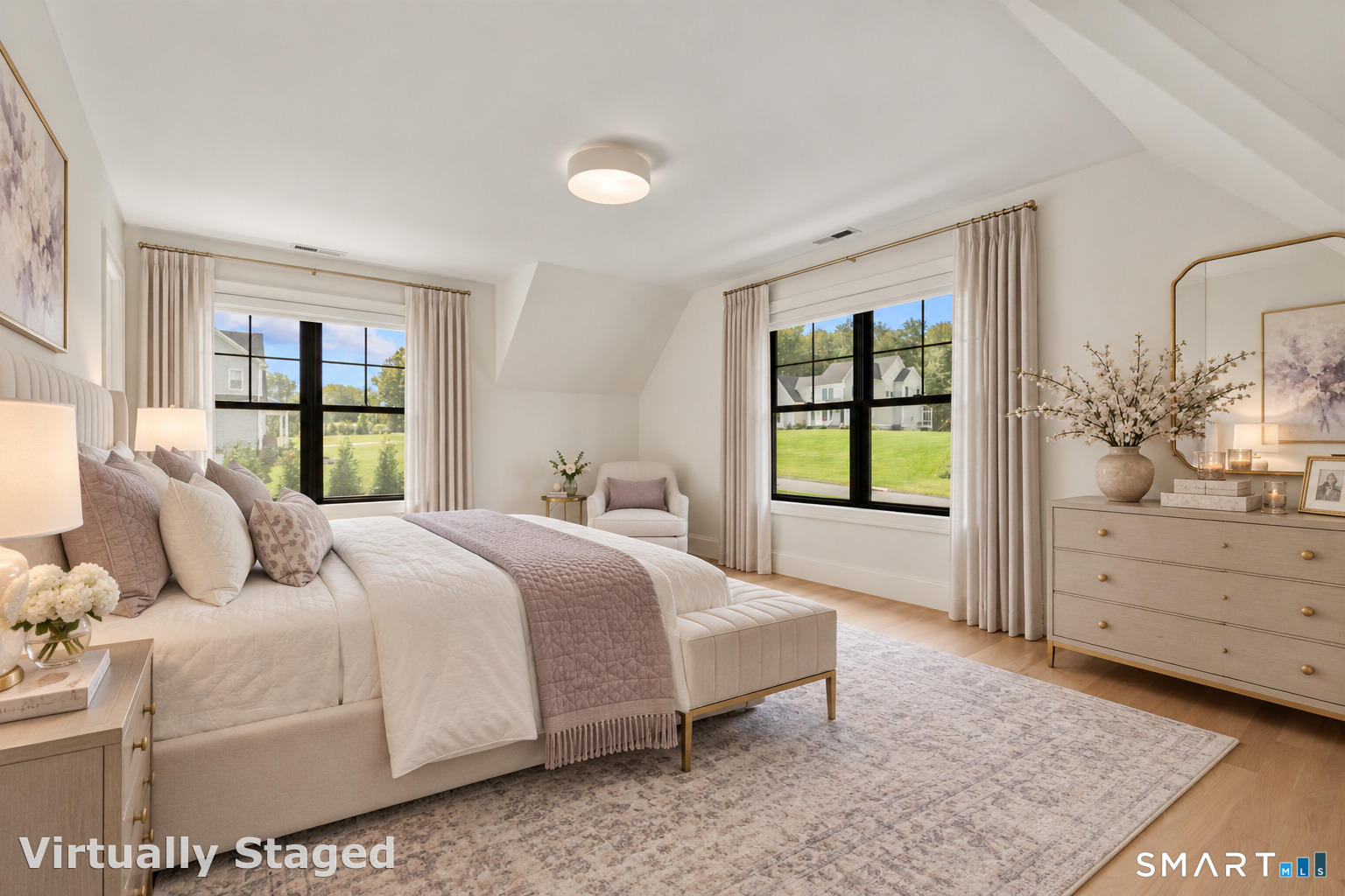 8 Holly Lane photo 37