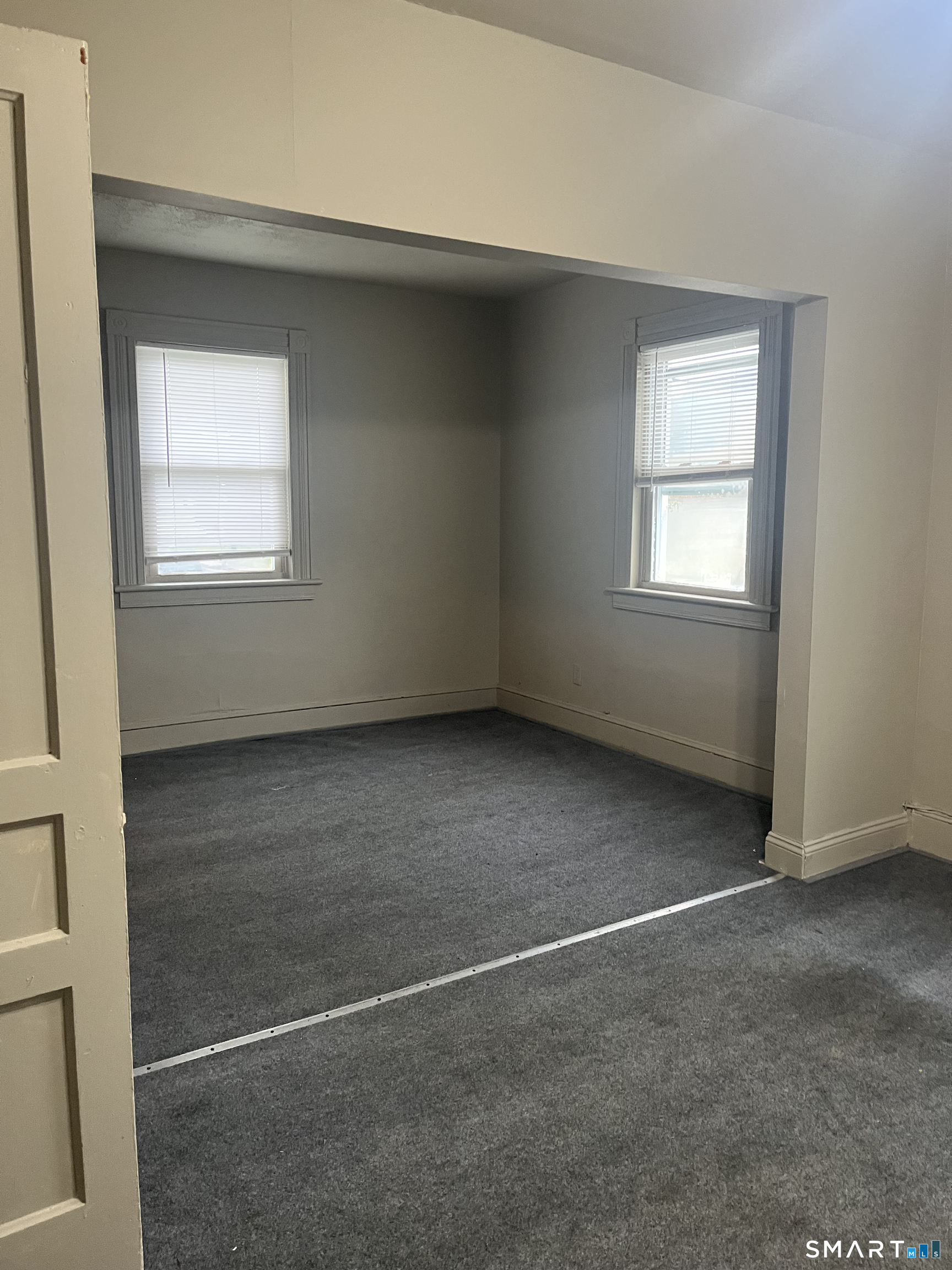 288 Oak Avenue Unit #2nd fl photo 5