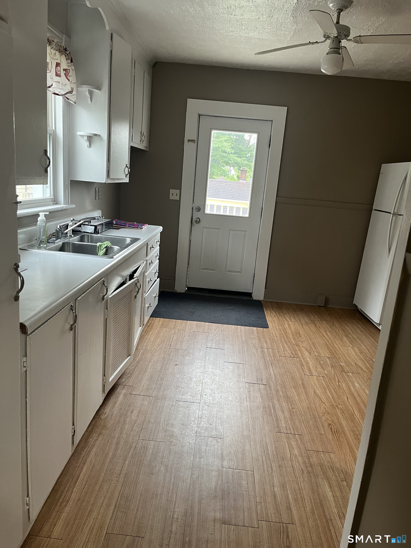288 Oak Avenue Unit #2nd fl photo 14
