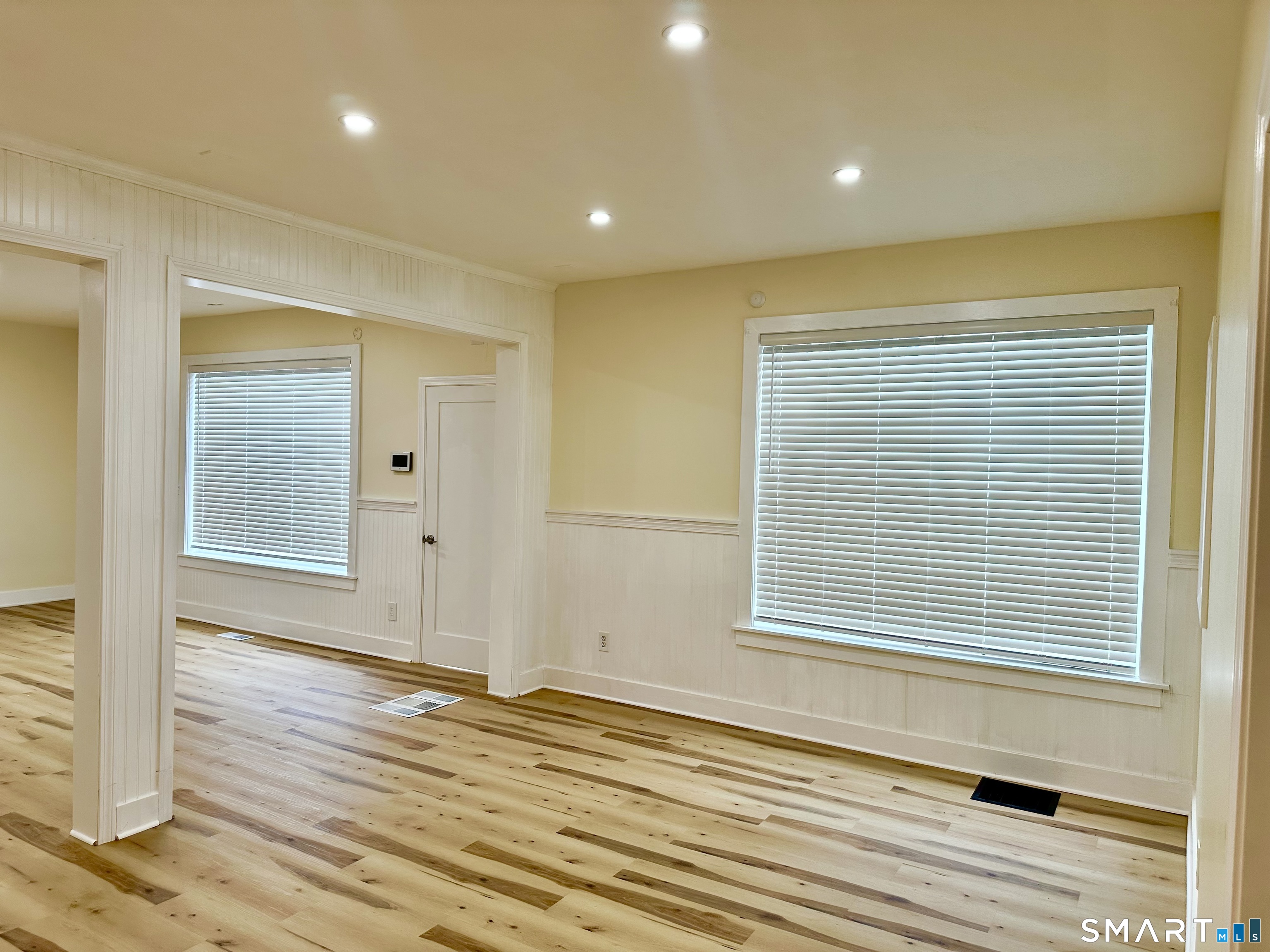 3848 Whitney Avenue photo 3