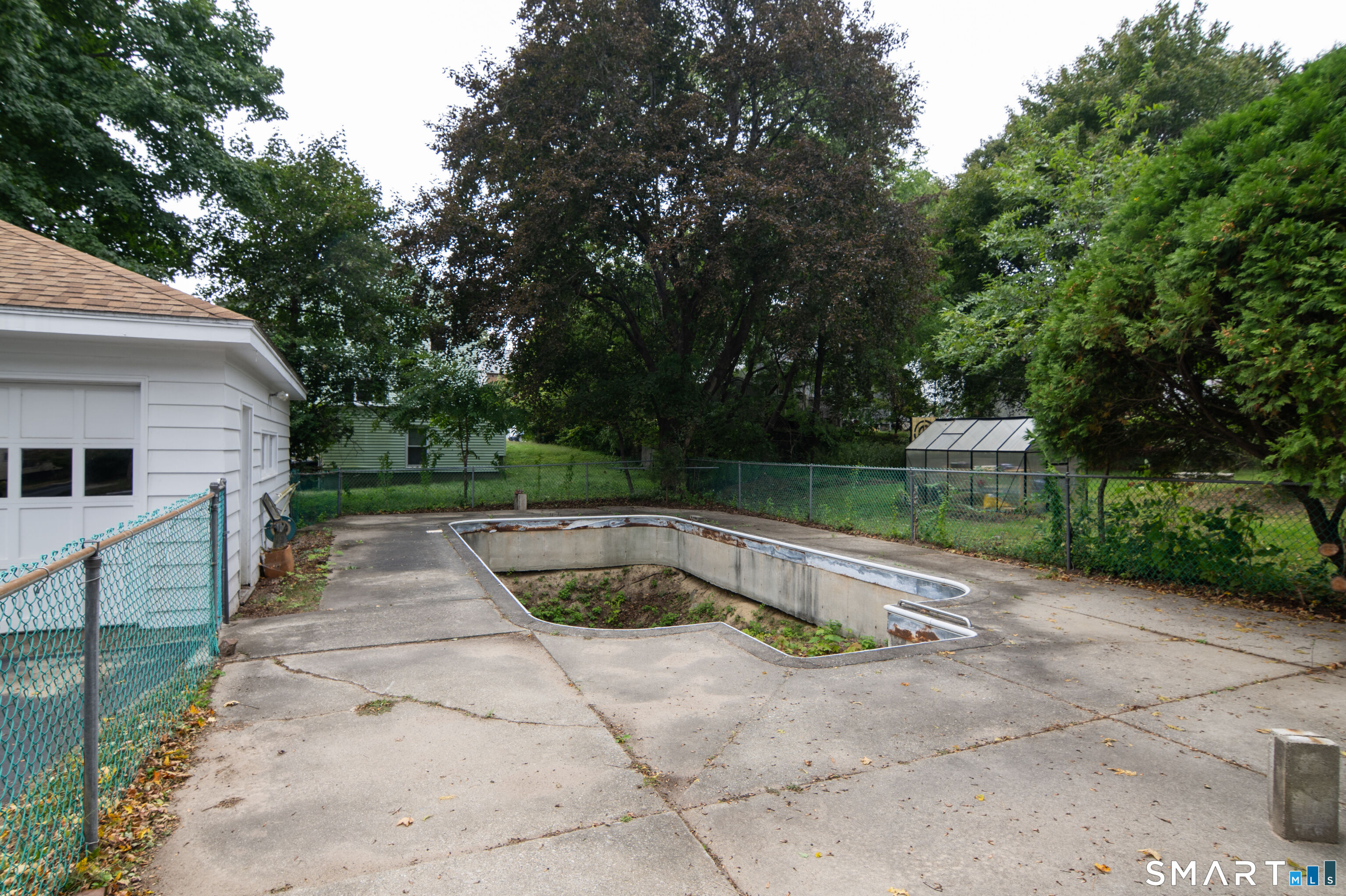 346 Church Street photo 31