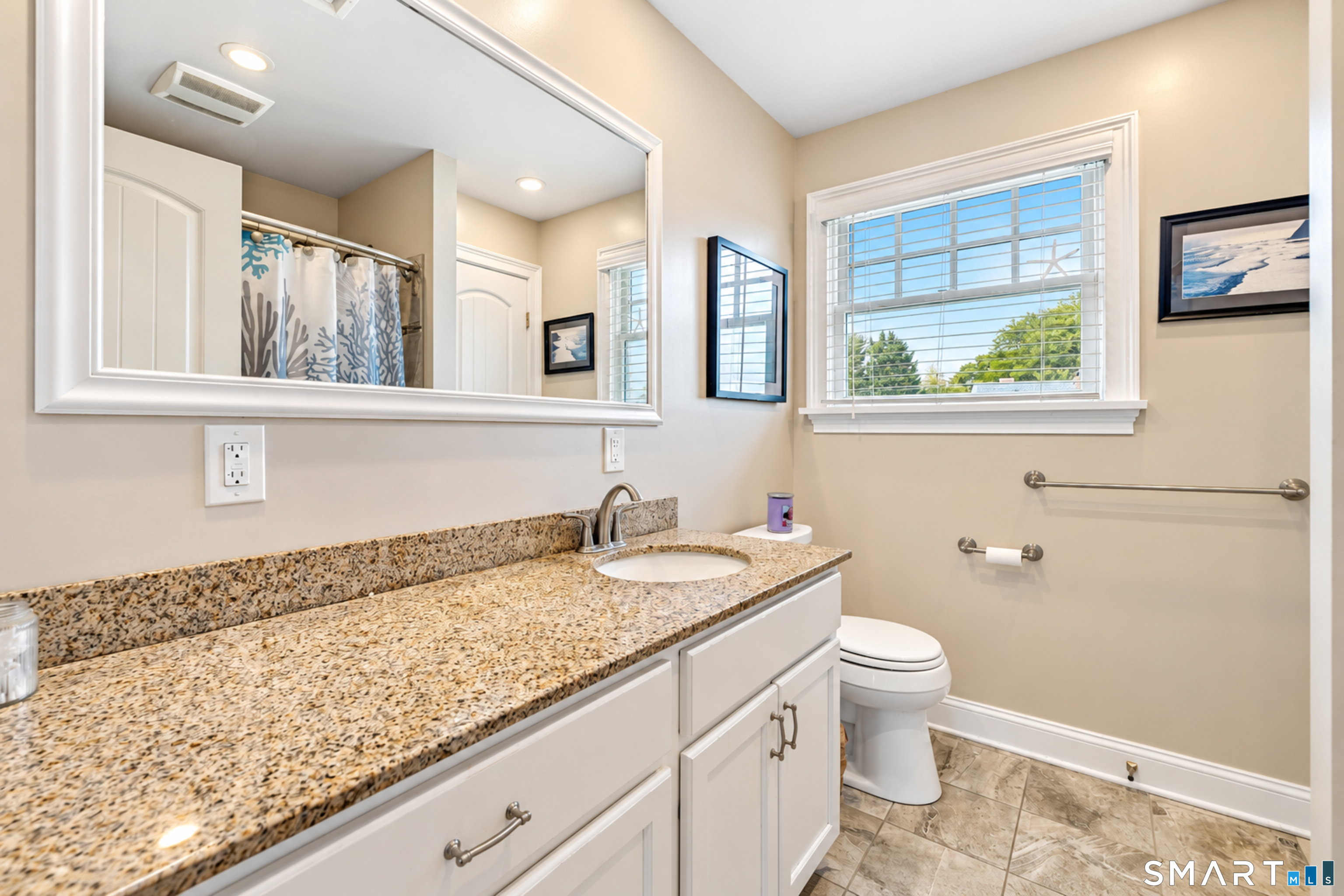 8 Montauk Avenue photo 28