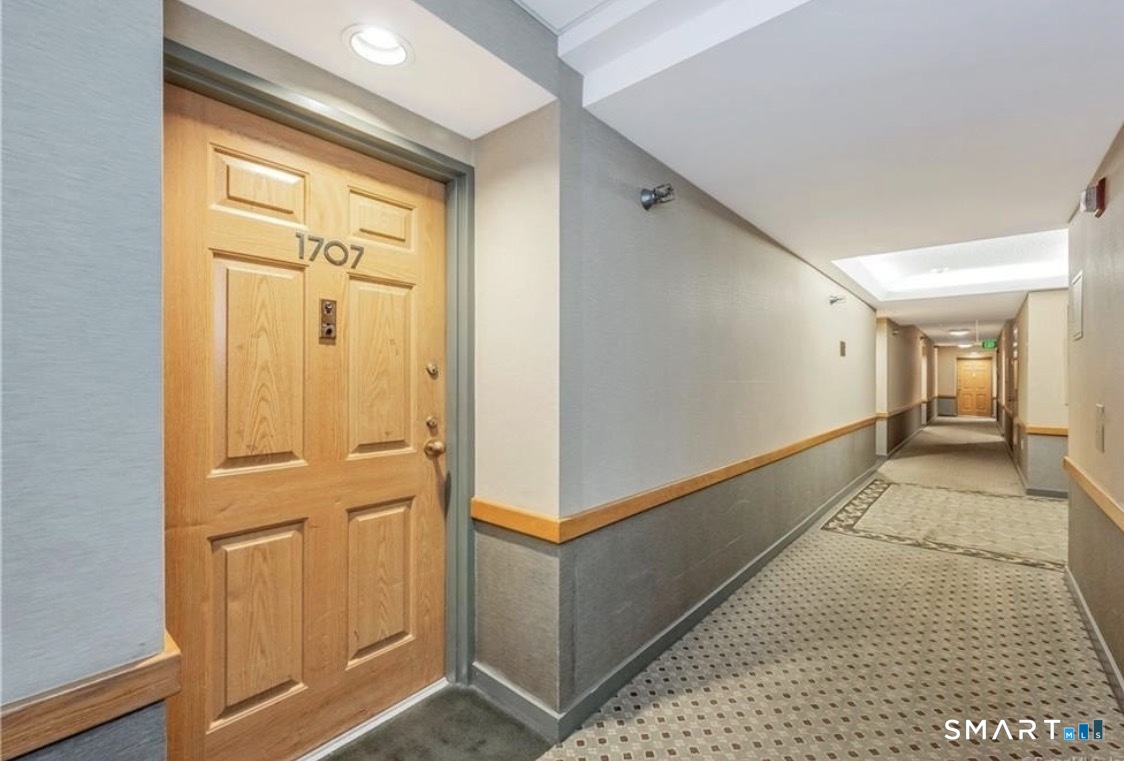 127 Greyrock Place Unit #1707 photo 6
