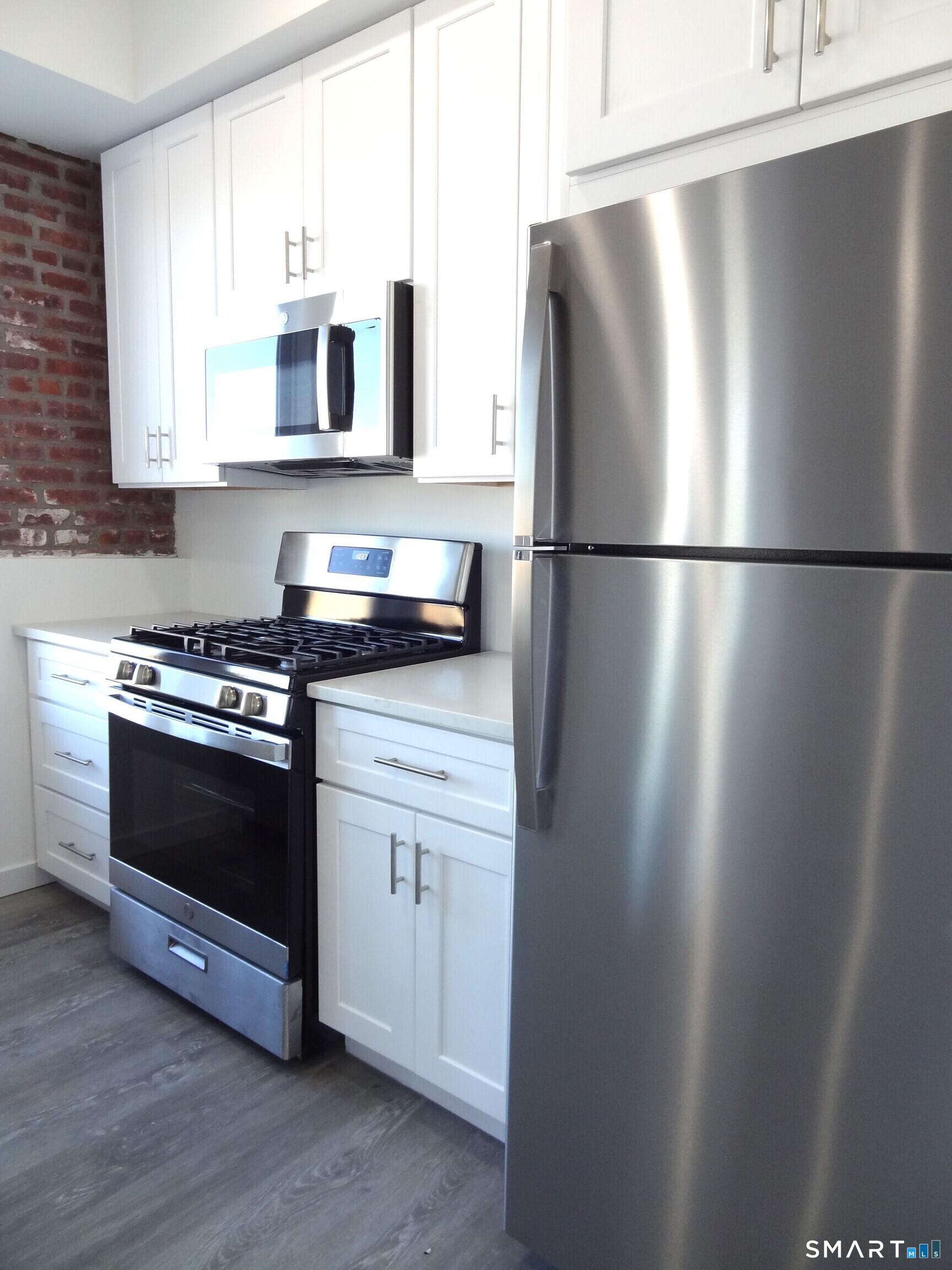 2806 Fairfield Avenue Unit #205 photo 4
