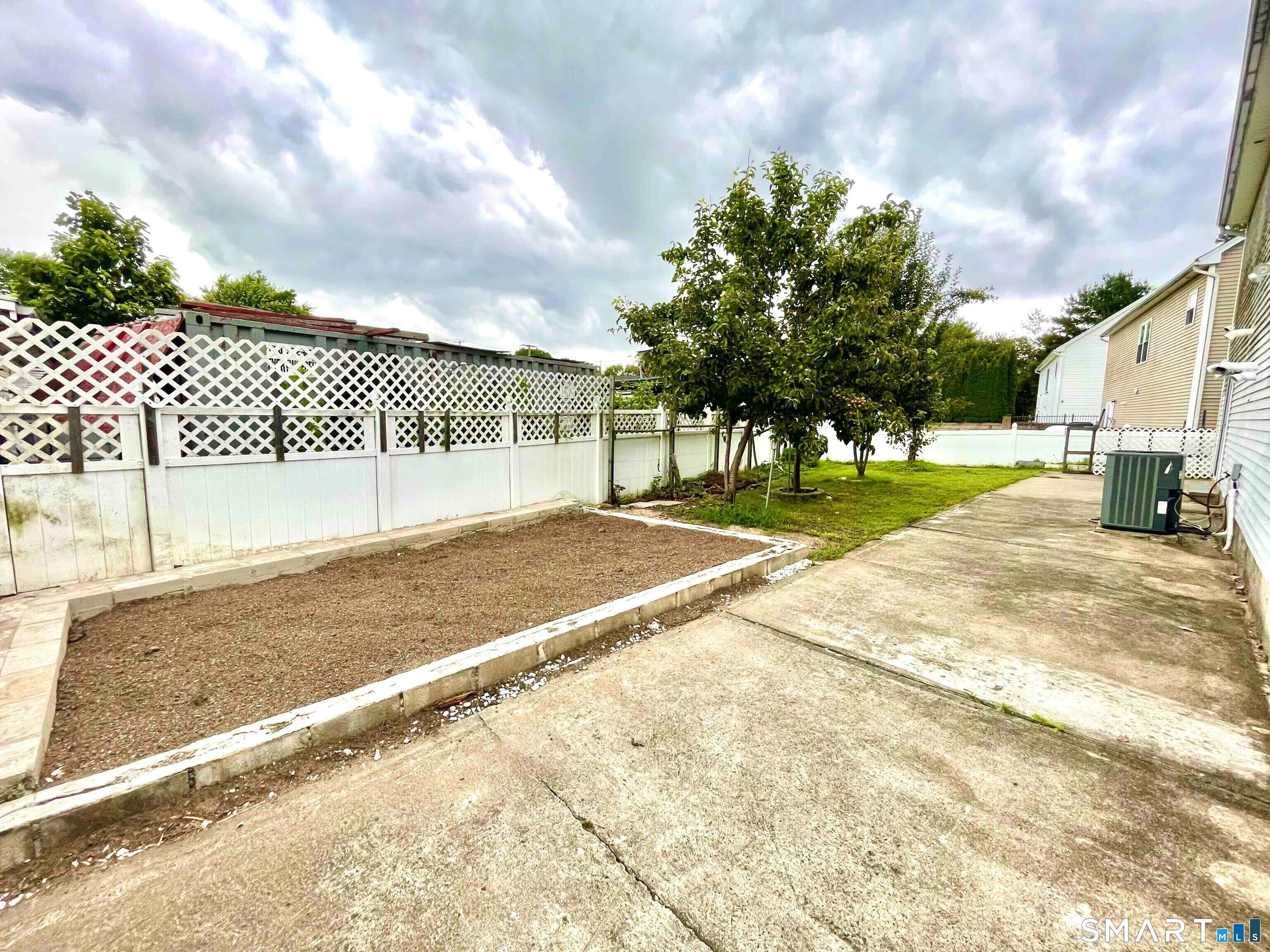 65 Olde Elm Close photo 22