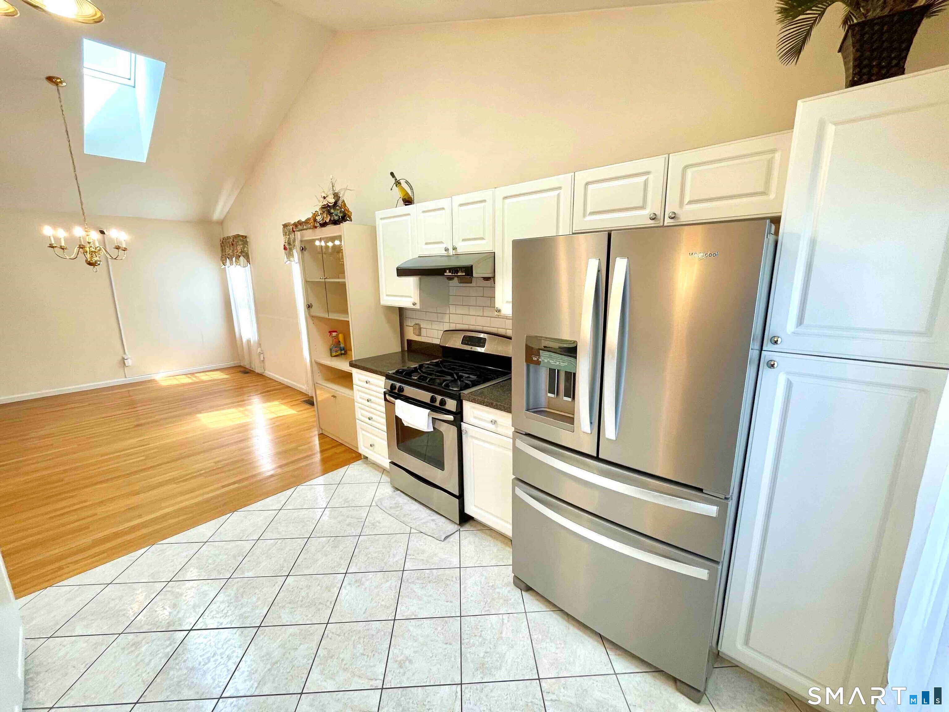 65 Olde Elm Close photo 5