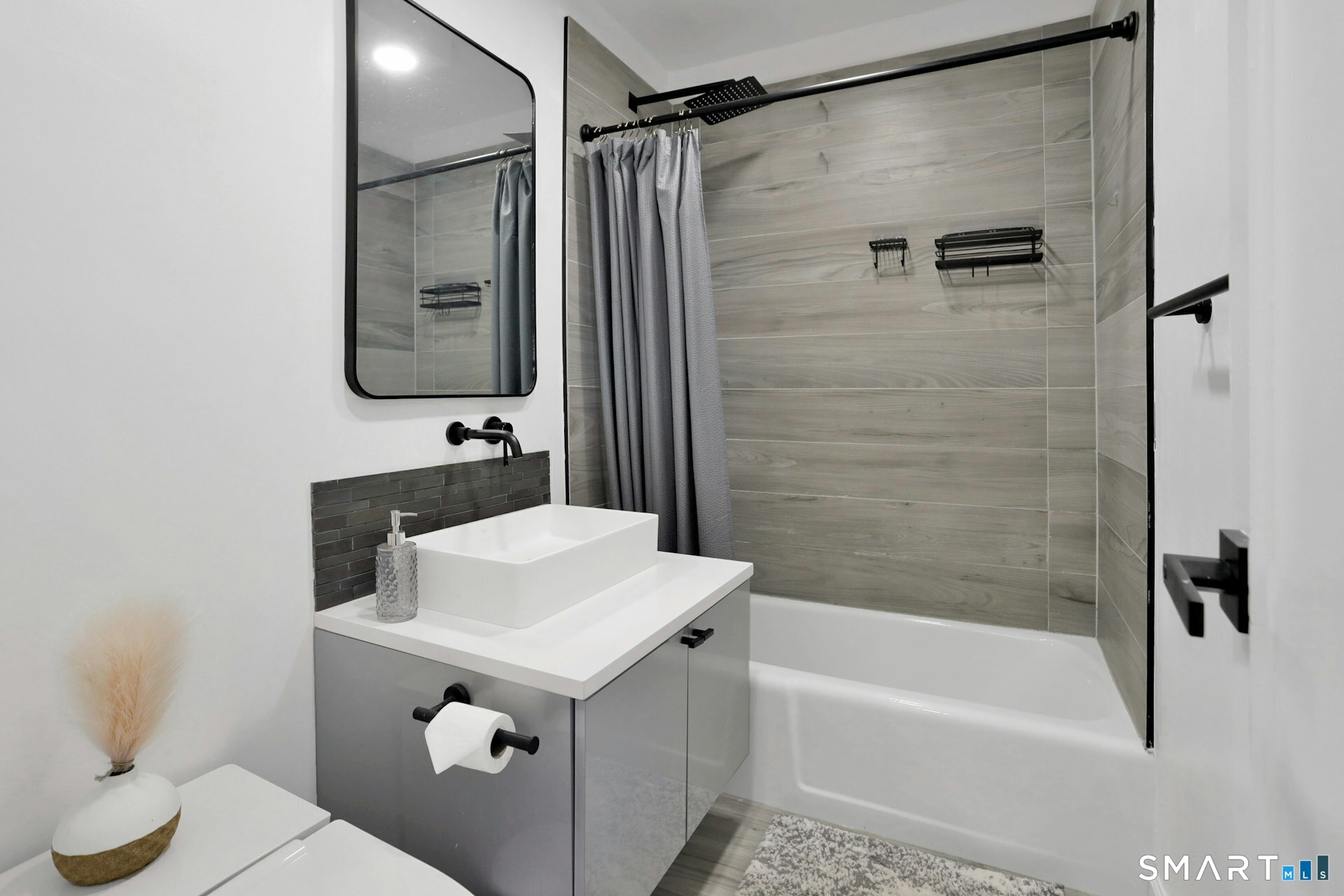 Foto 9 de Condominio en renta en 44 Strawberry Hill Avenue #11L, Stamford, CT — $3,600/mes